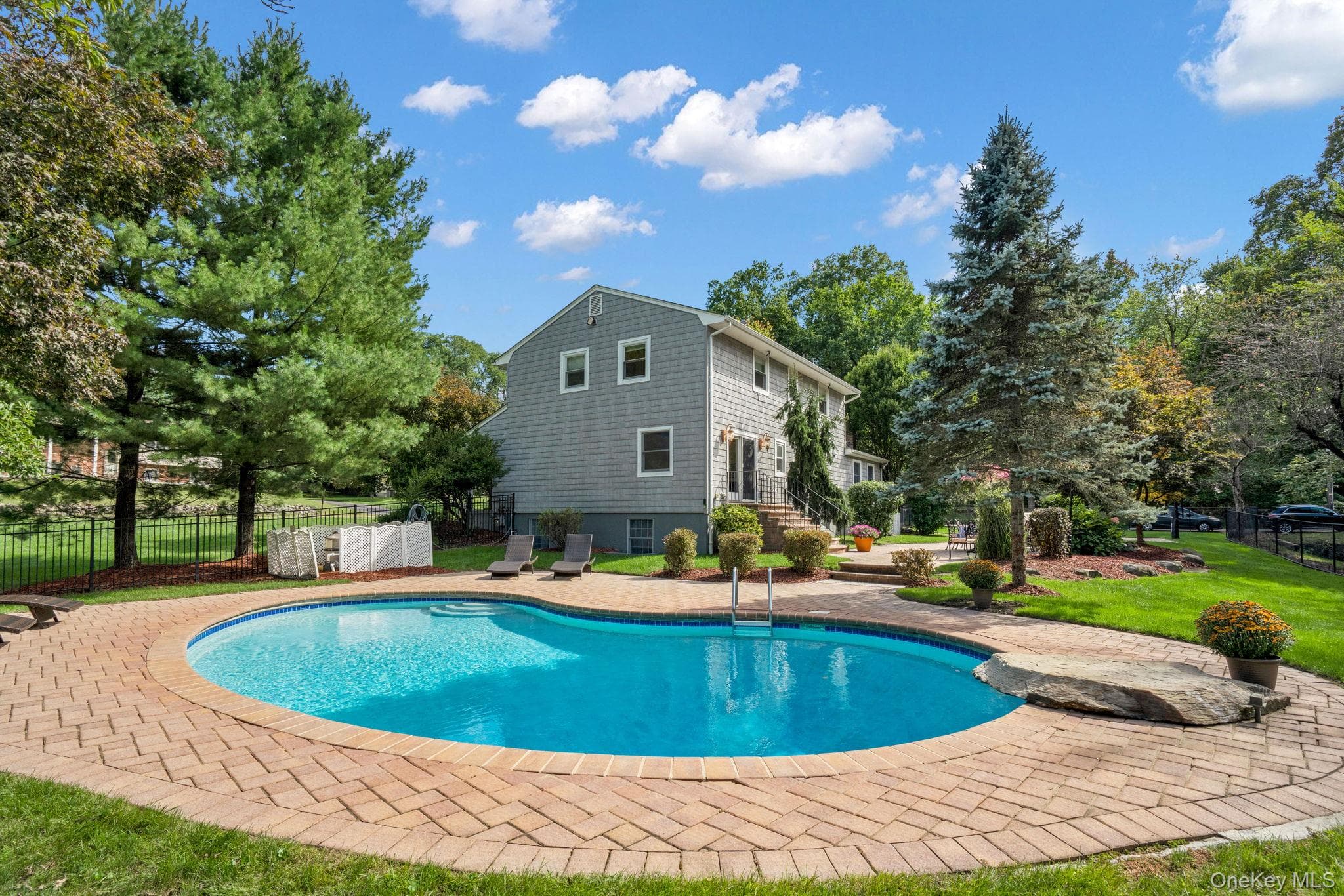 649 S Pascack Road thumbnail 25