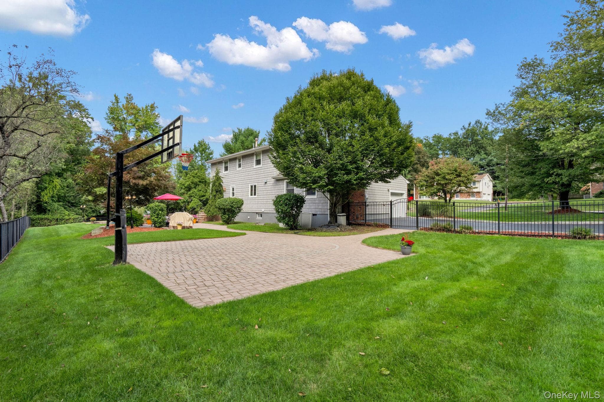 649 S Pascack Road thumbnail 30