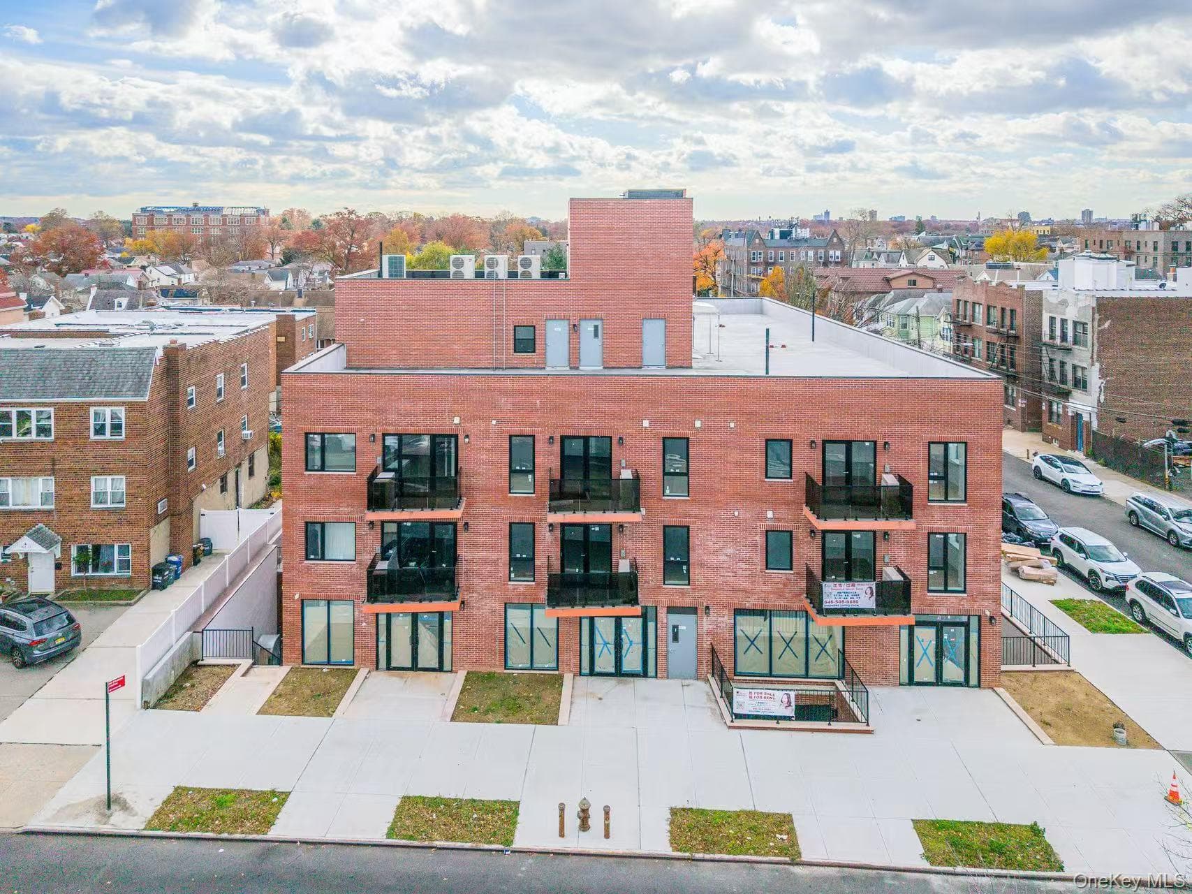 165-02 Sanford Avenue thumbnail 3