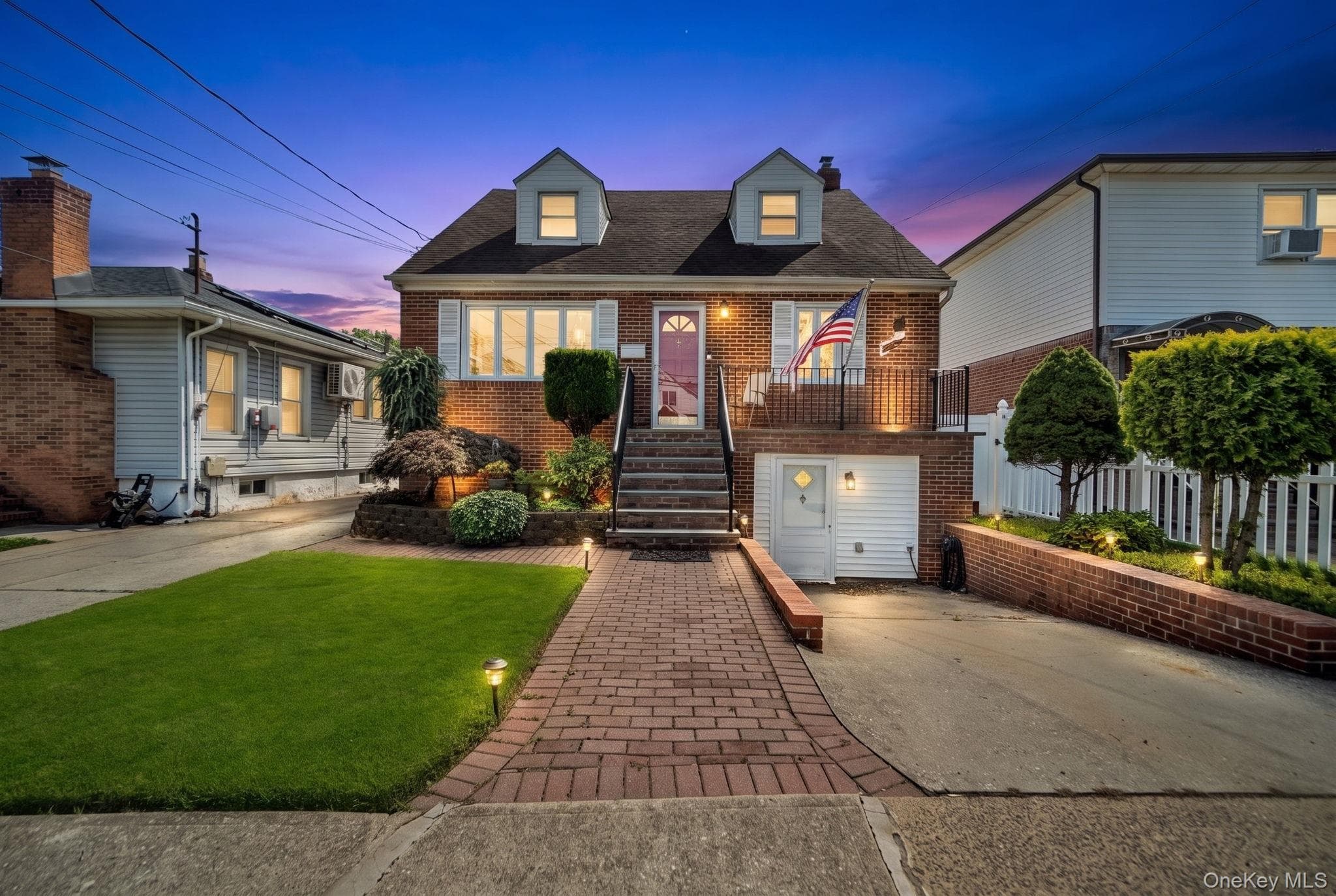 262-08 86th Avenue, Floral Park
