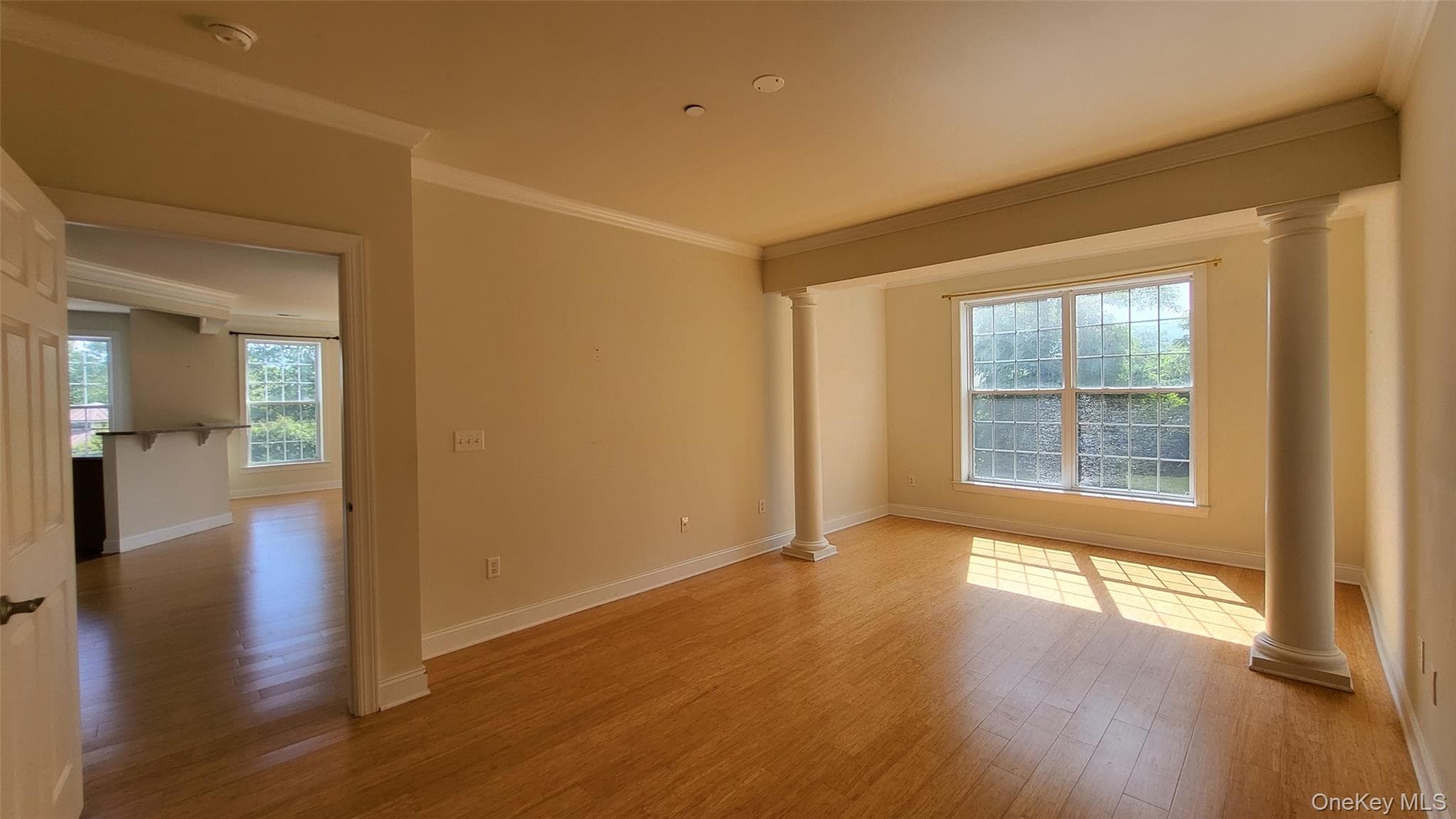 621 Regency Drive thumbnail 20