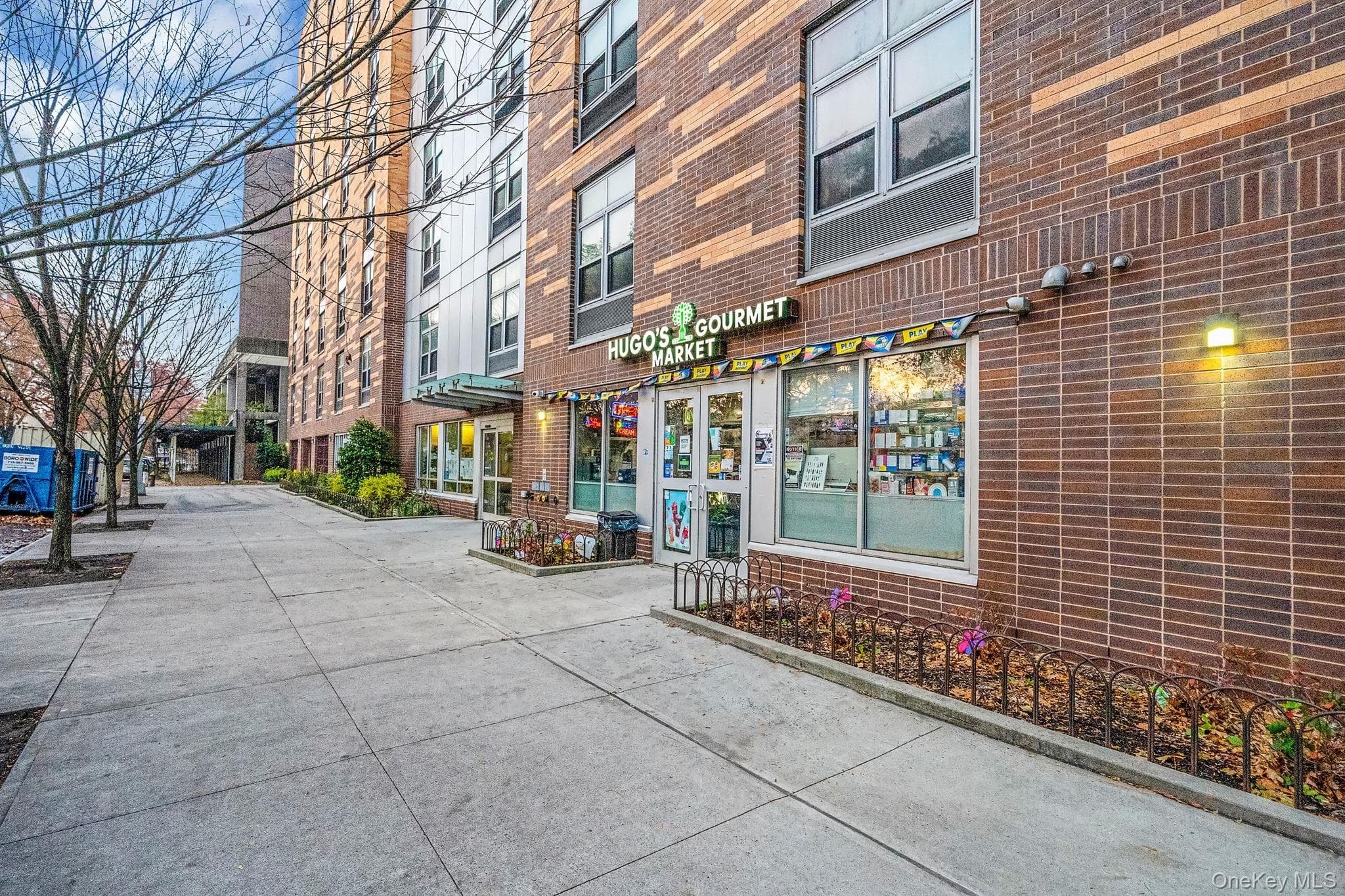 6469 Broadway thumbnail 2
