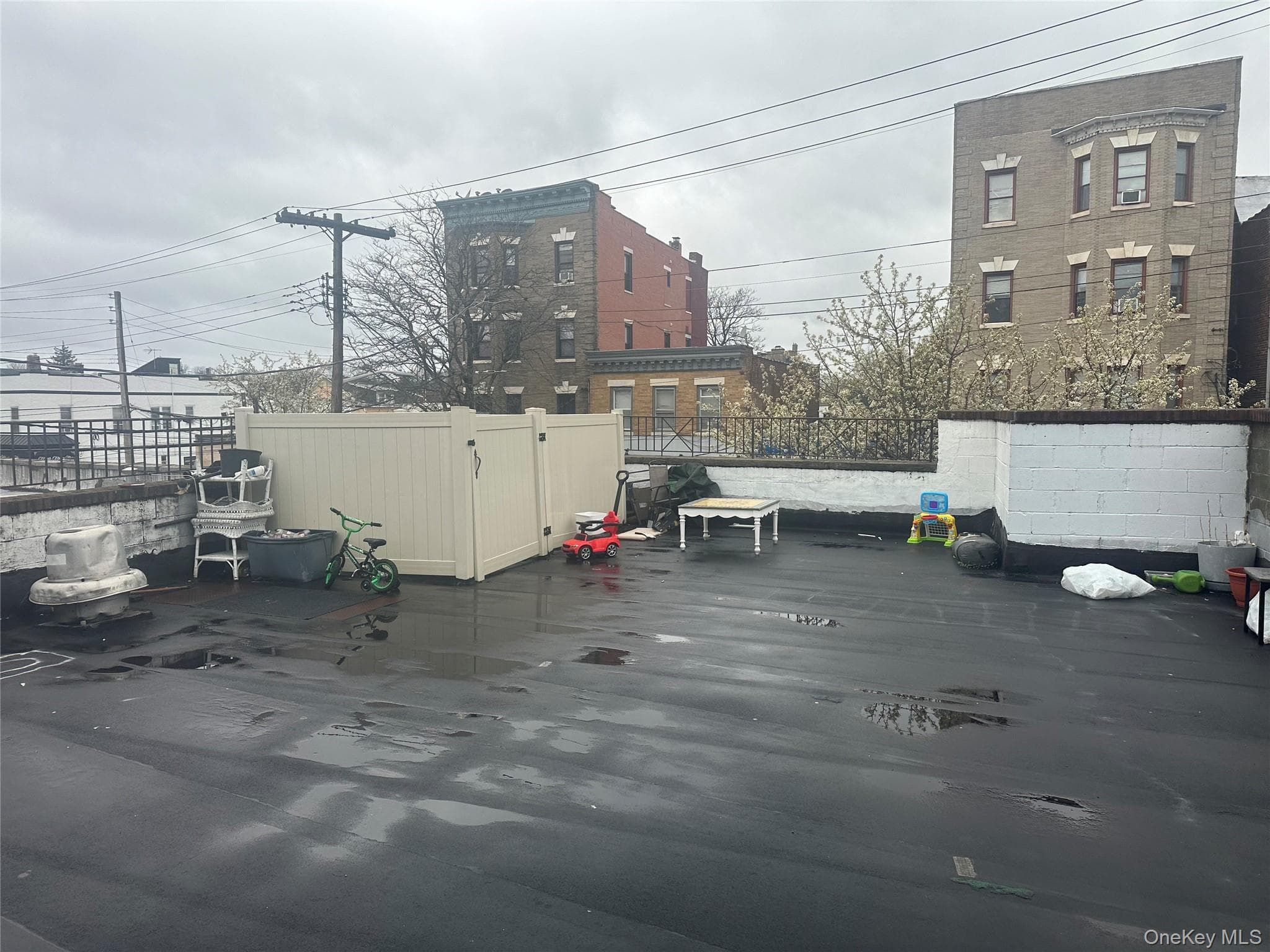 94 Union Avenue thumbnail 10