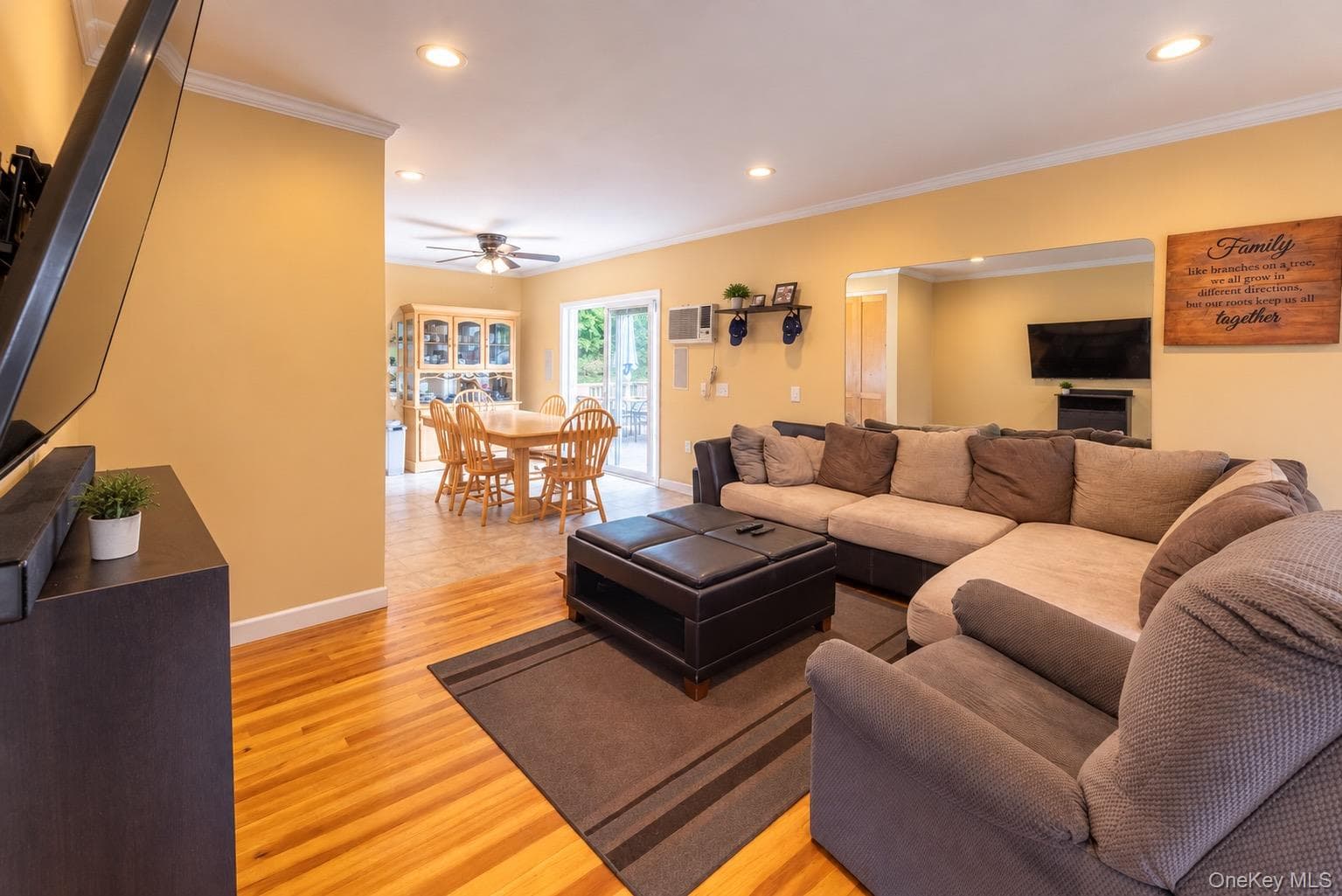 19 Meadow Avenue thumbnail 4