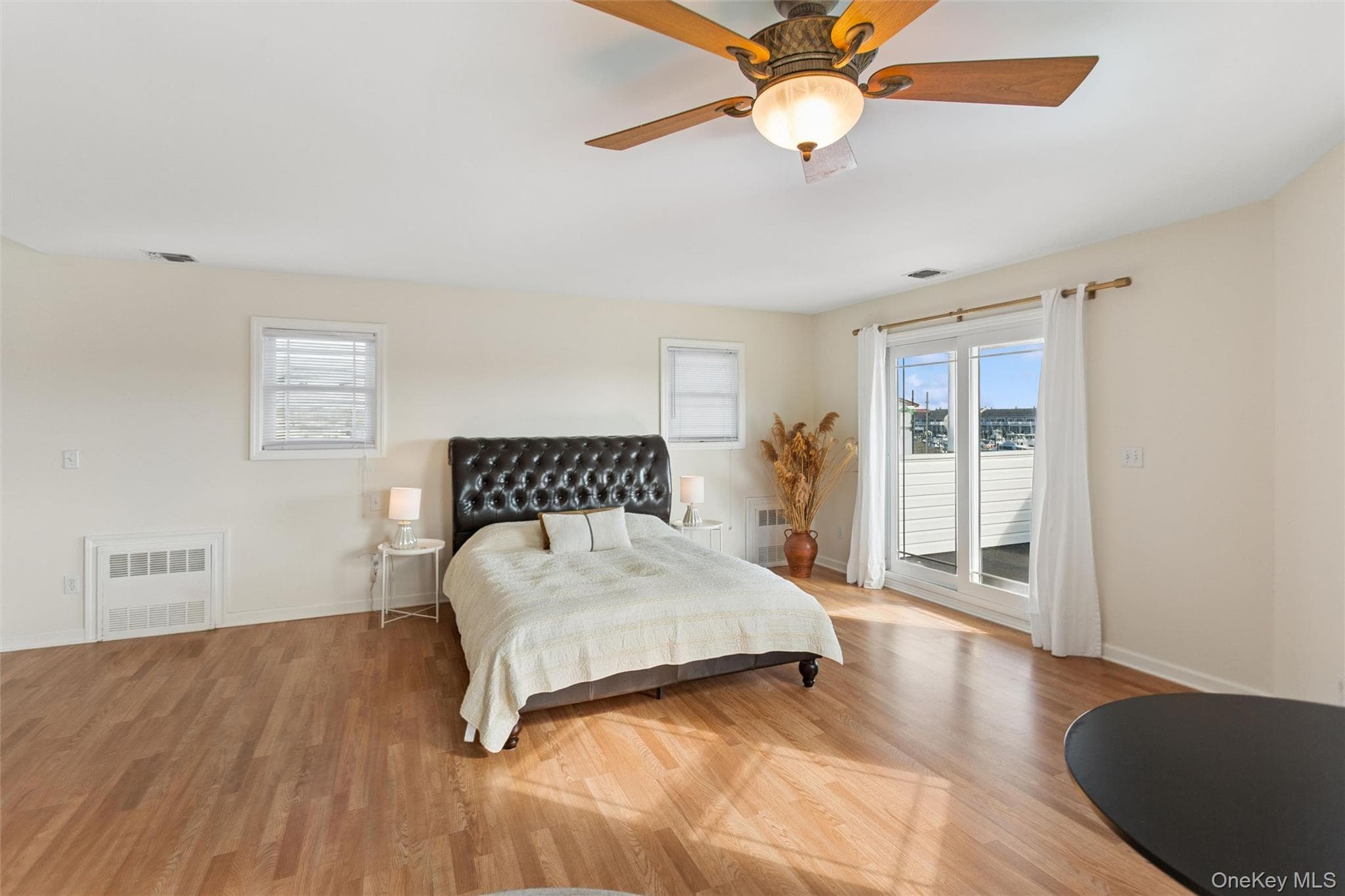 268 Gordon Place thumbnail 26