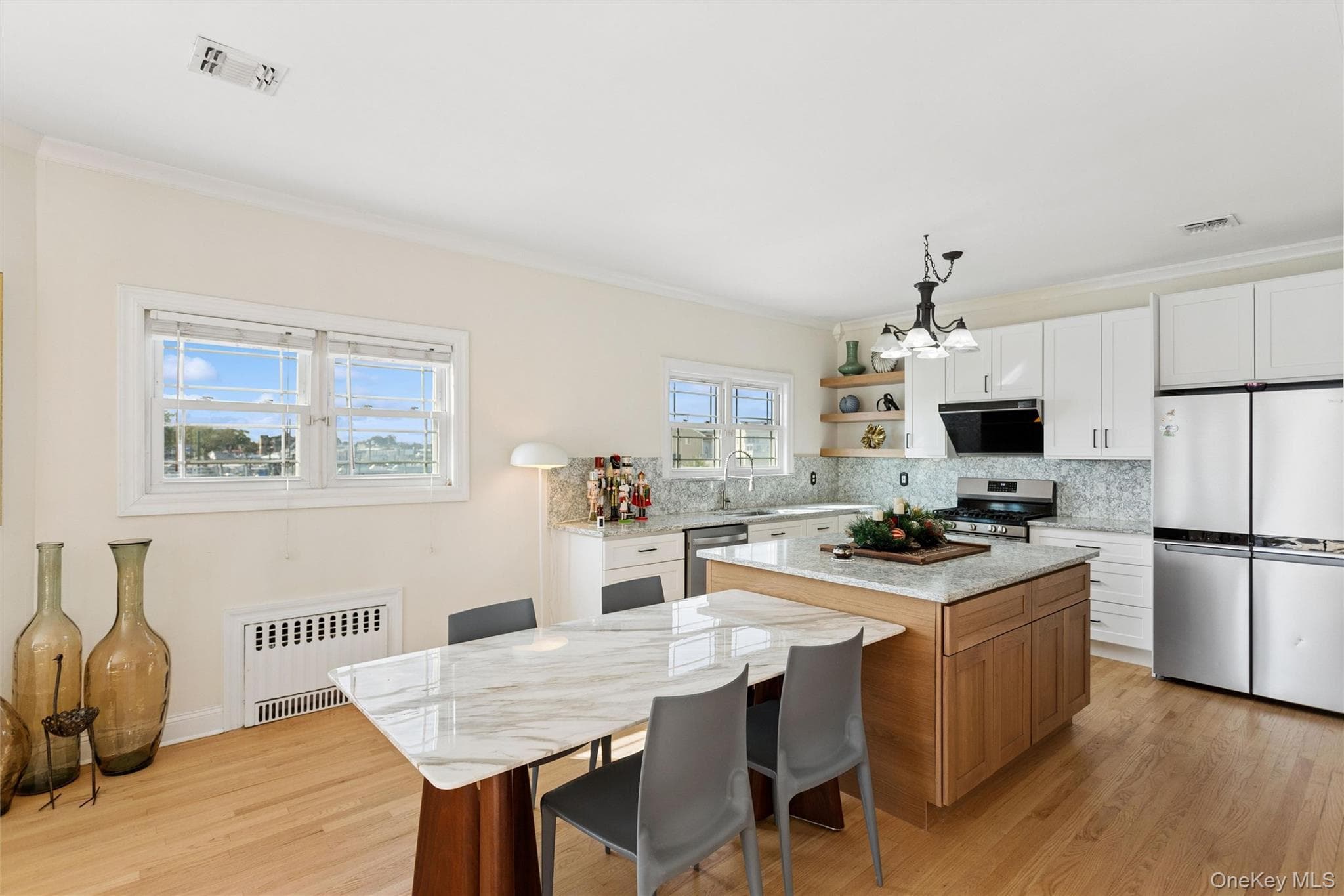 268 Gordon Place thumbnail 18
