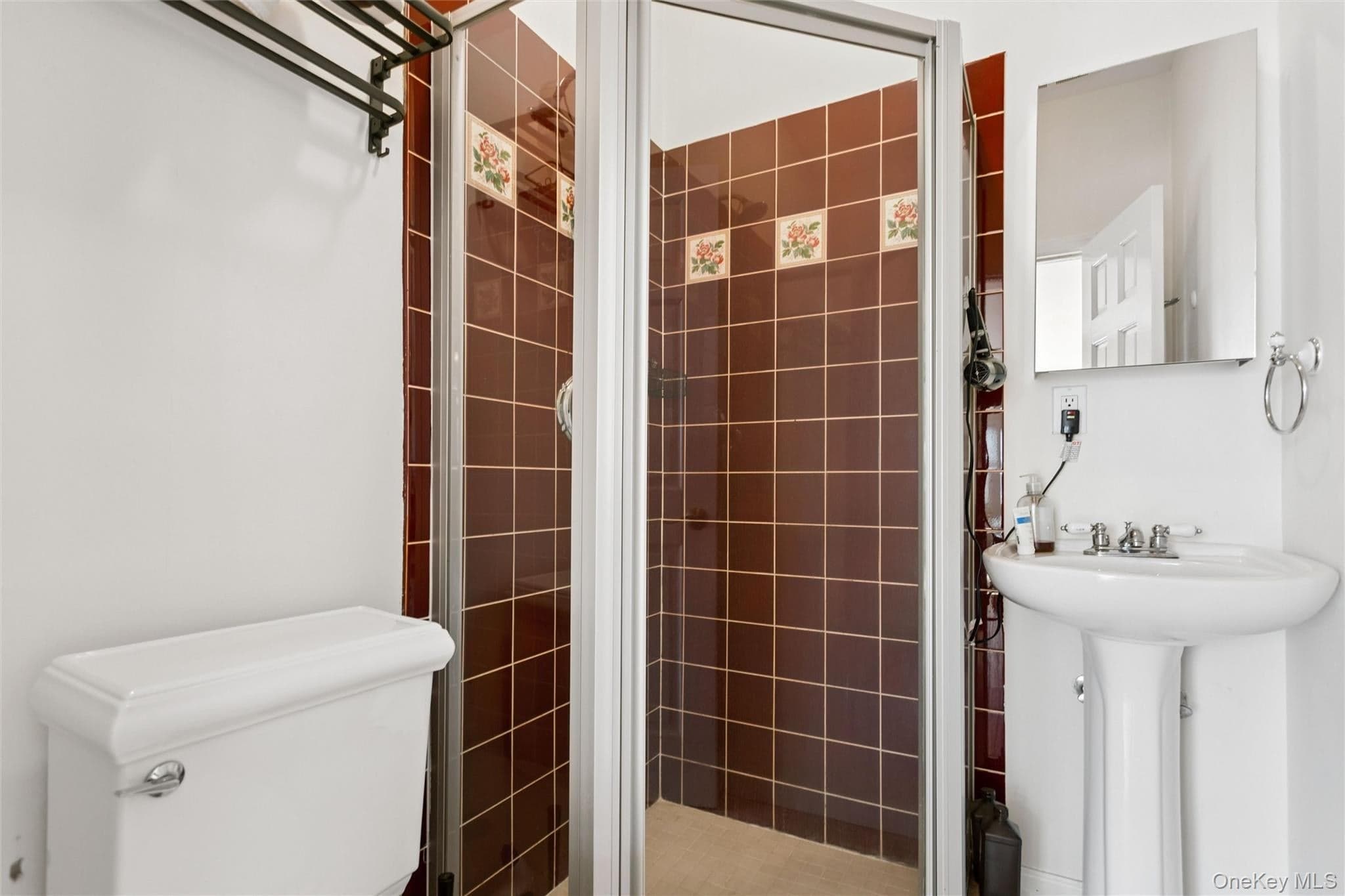 268 Gordon Place thumbnail 21
