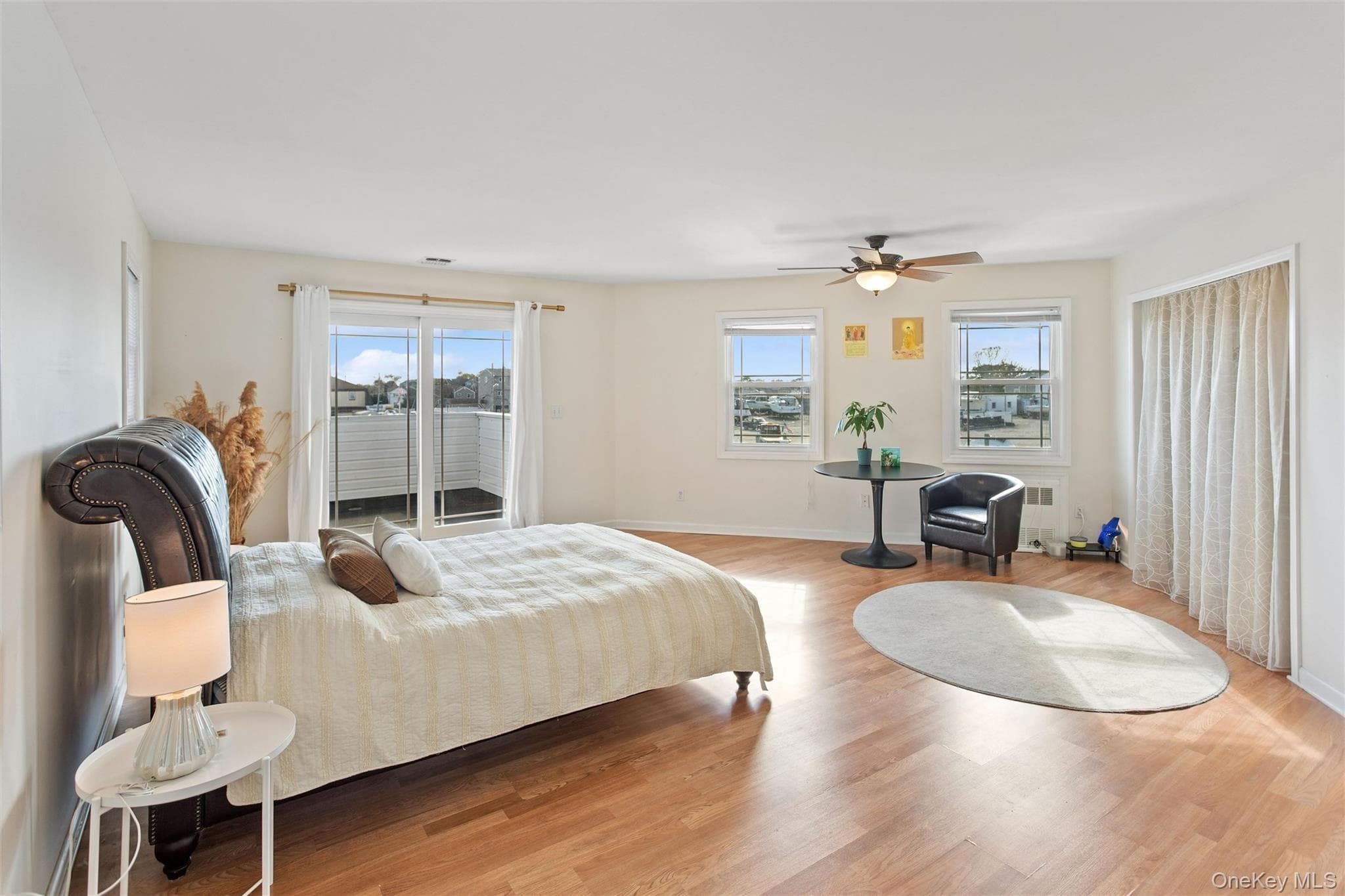 268 Gordon Place thumbnail 28