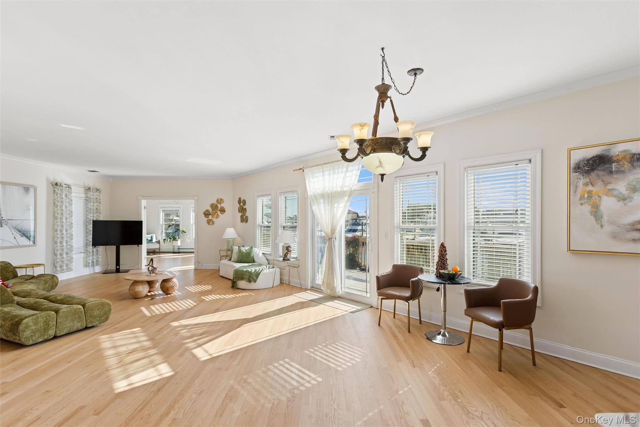 268 Gordon Place thumbnail 13