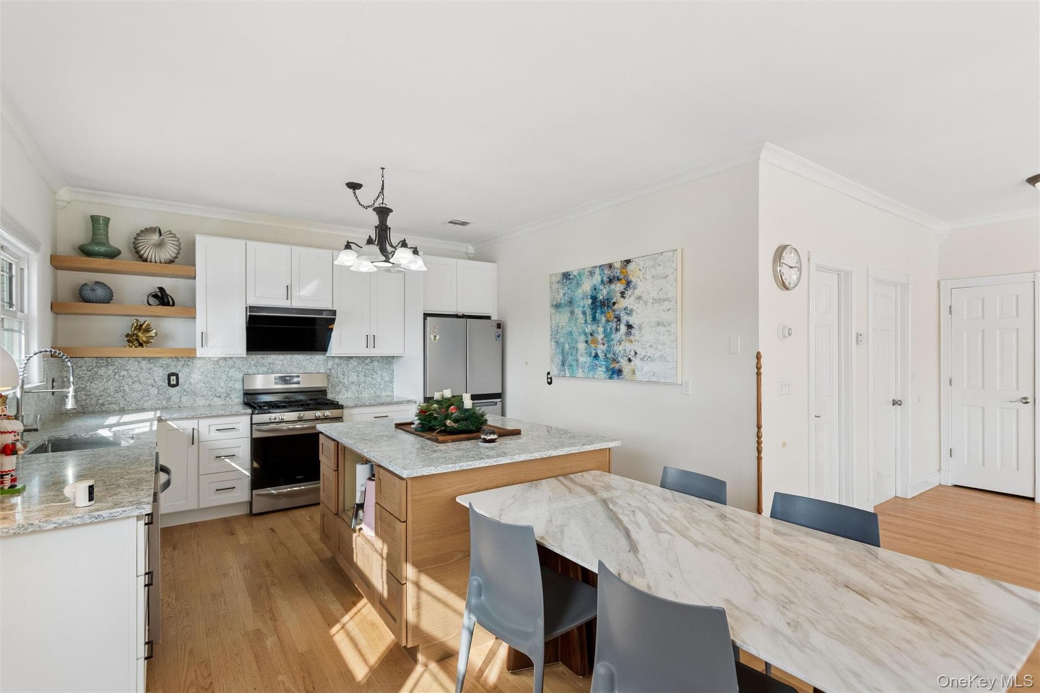 268 Gordon Place thumbnail 16