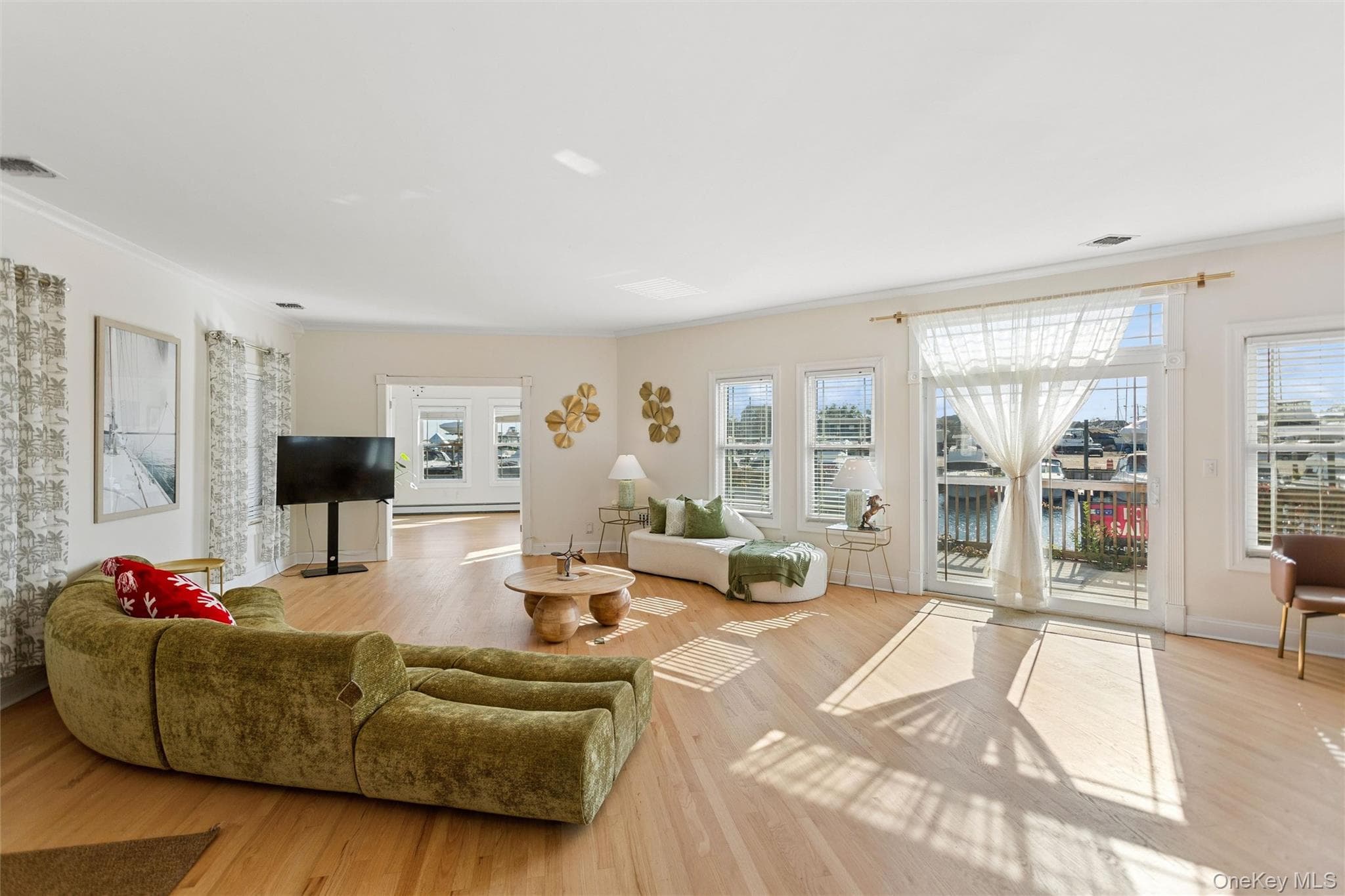 268 Gordon Place thumbnail 5