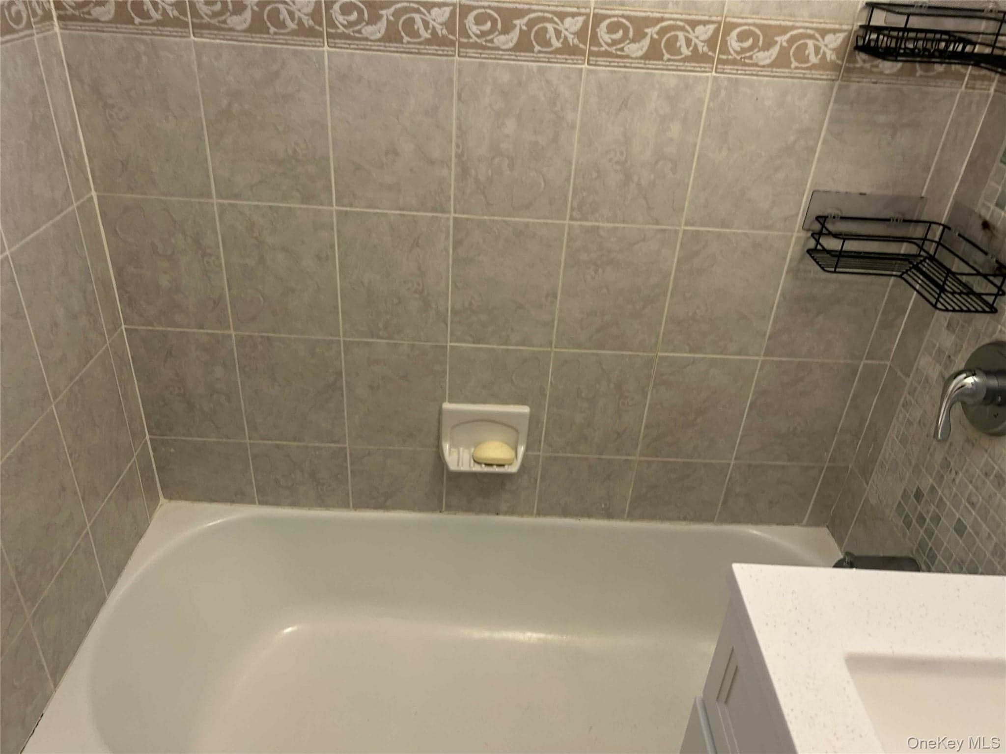 1425 Thieriot Avenue Unit: 1J thumbnail 12