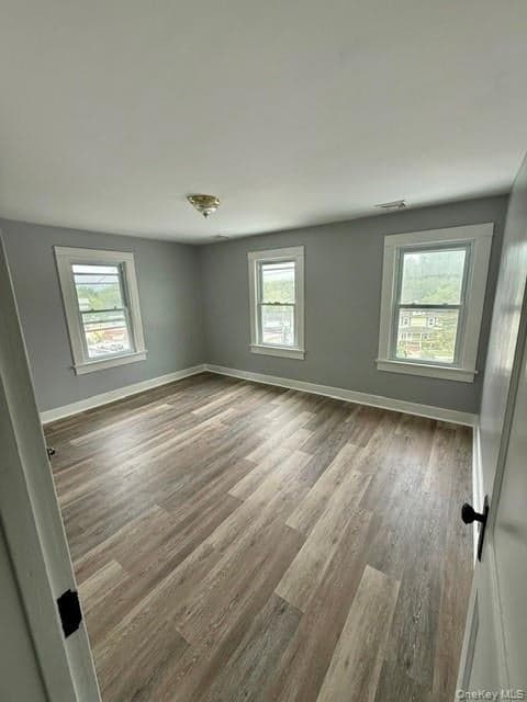 13 Forest Avenue thumbnail 18