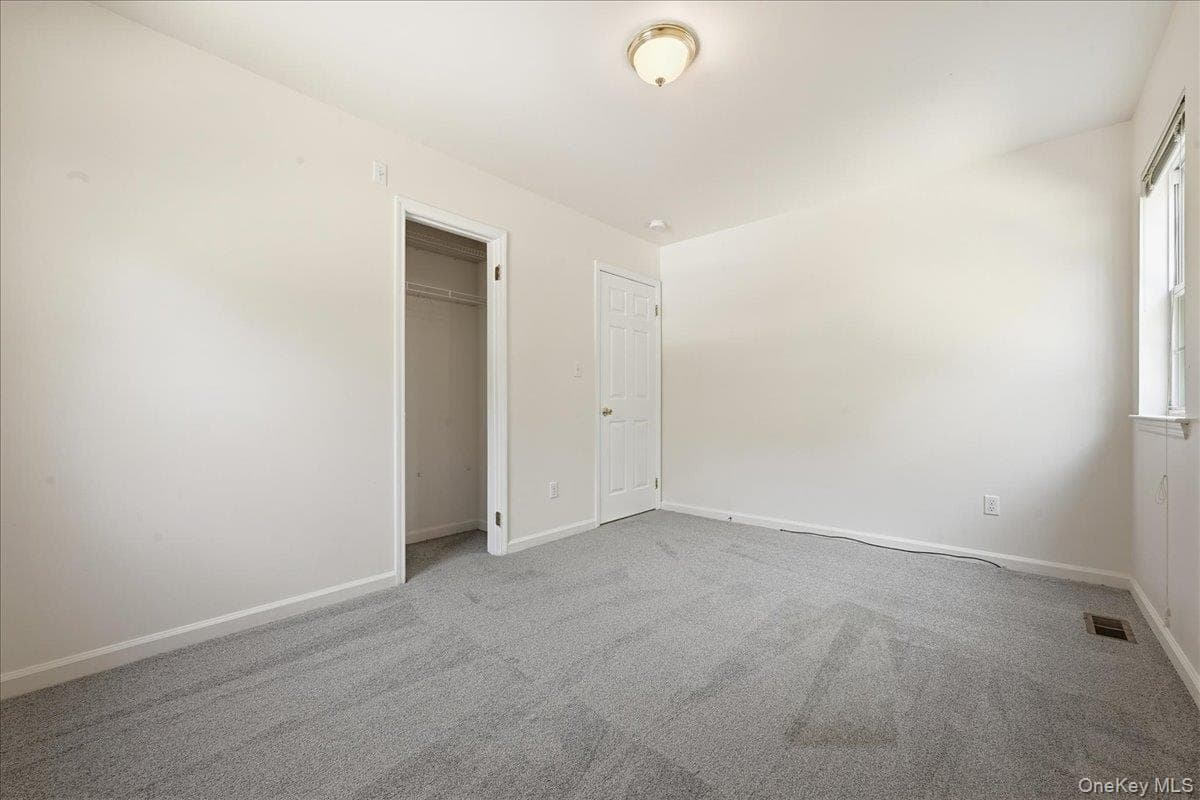 701 Park Avenue thumbnail 23
