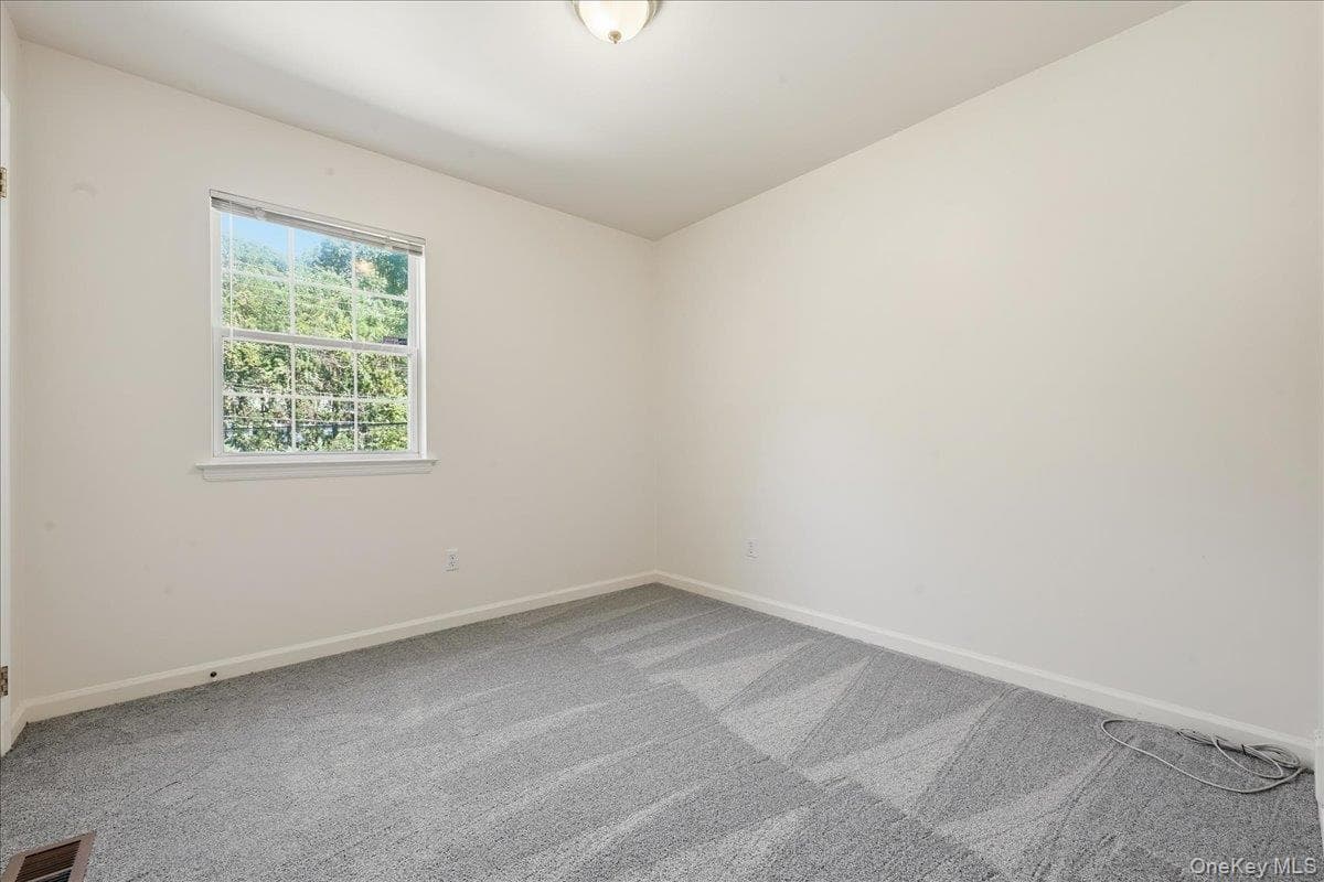 701 Park Avenue thumbnail 24