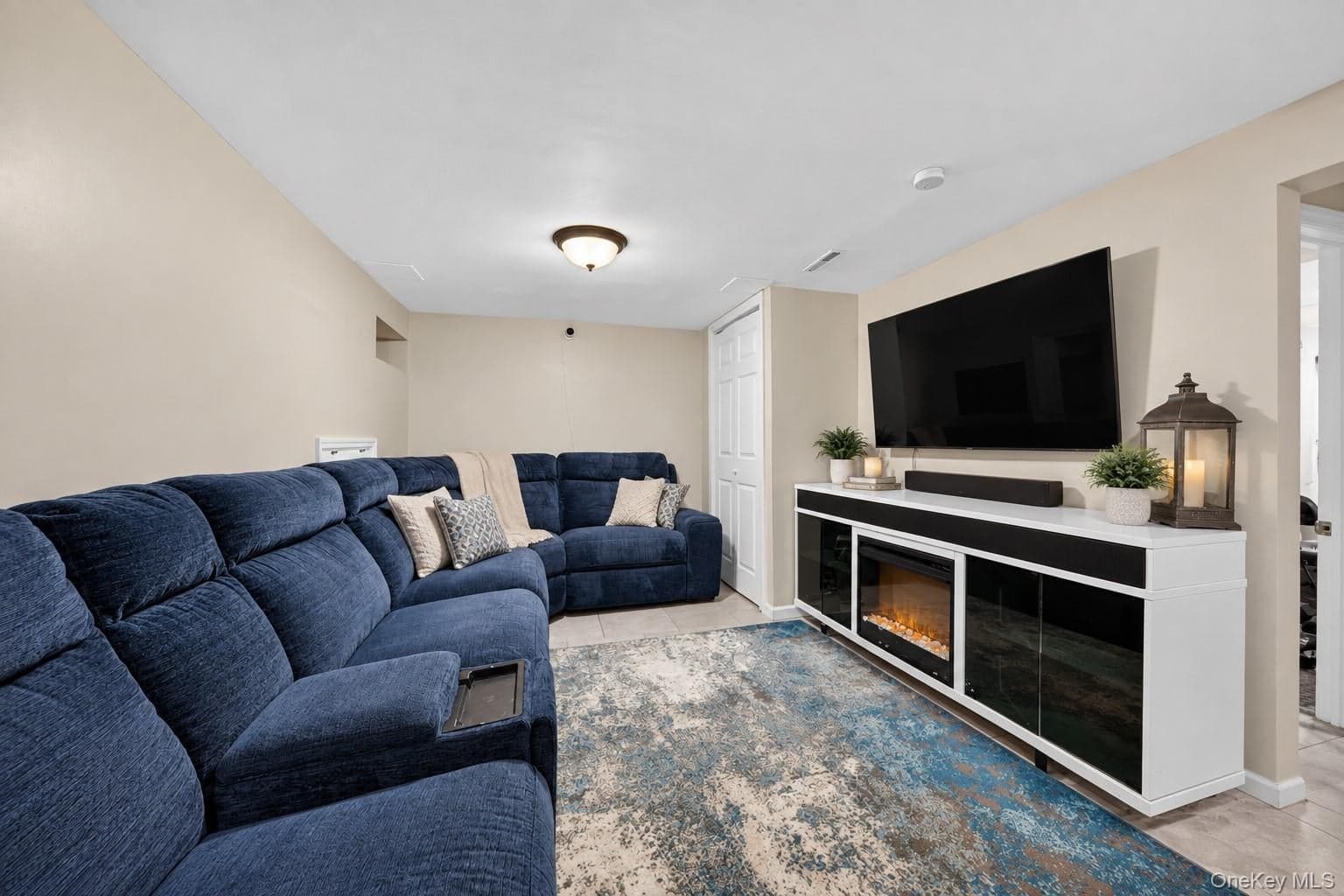 42 Blue Jay Drive thumbnail 19
