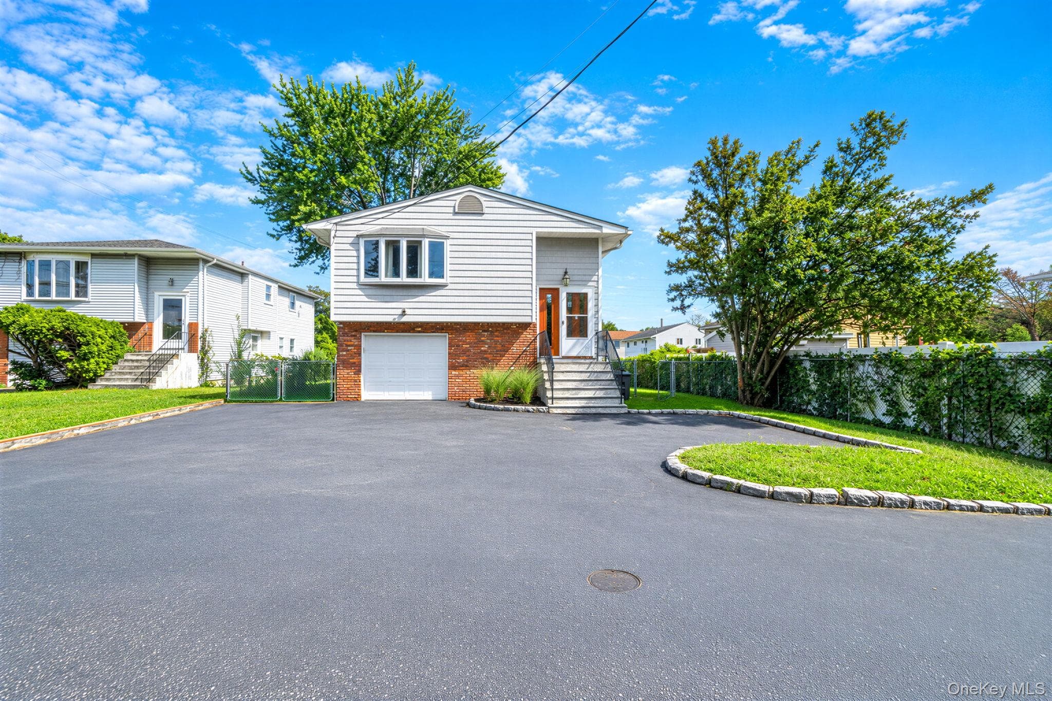 263 Commack Road thumbnail 2