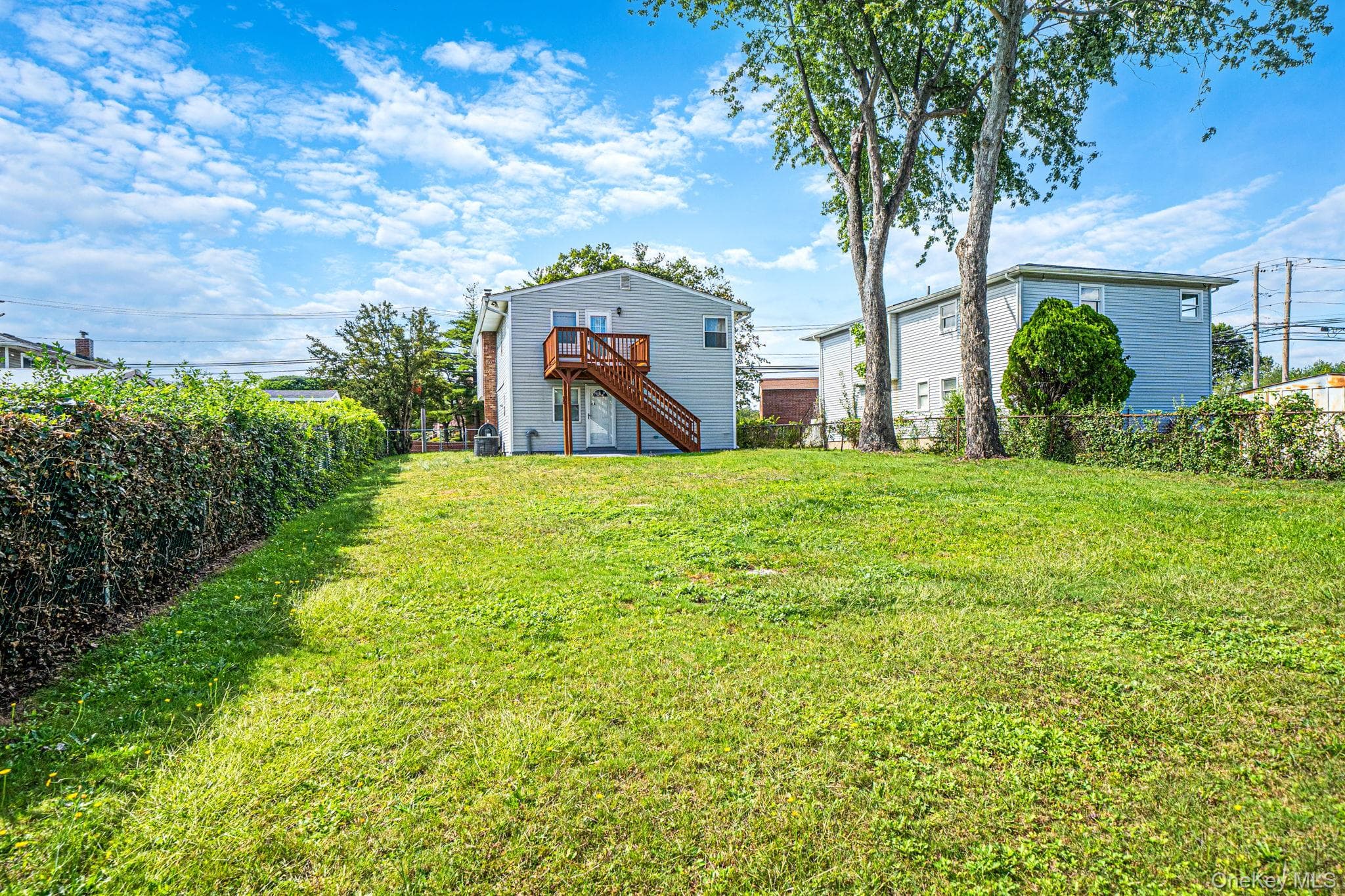 263 Commack Road thumbnail 5