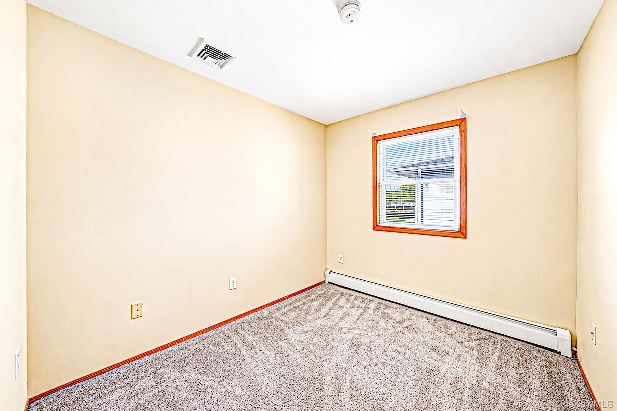 263 Commack Road thumbnail 13