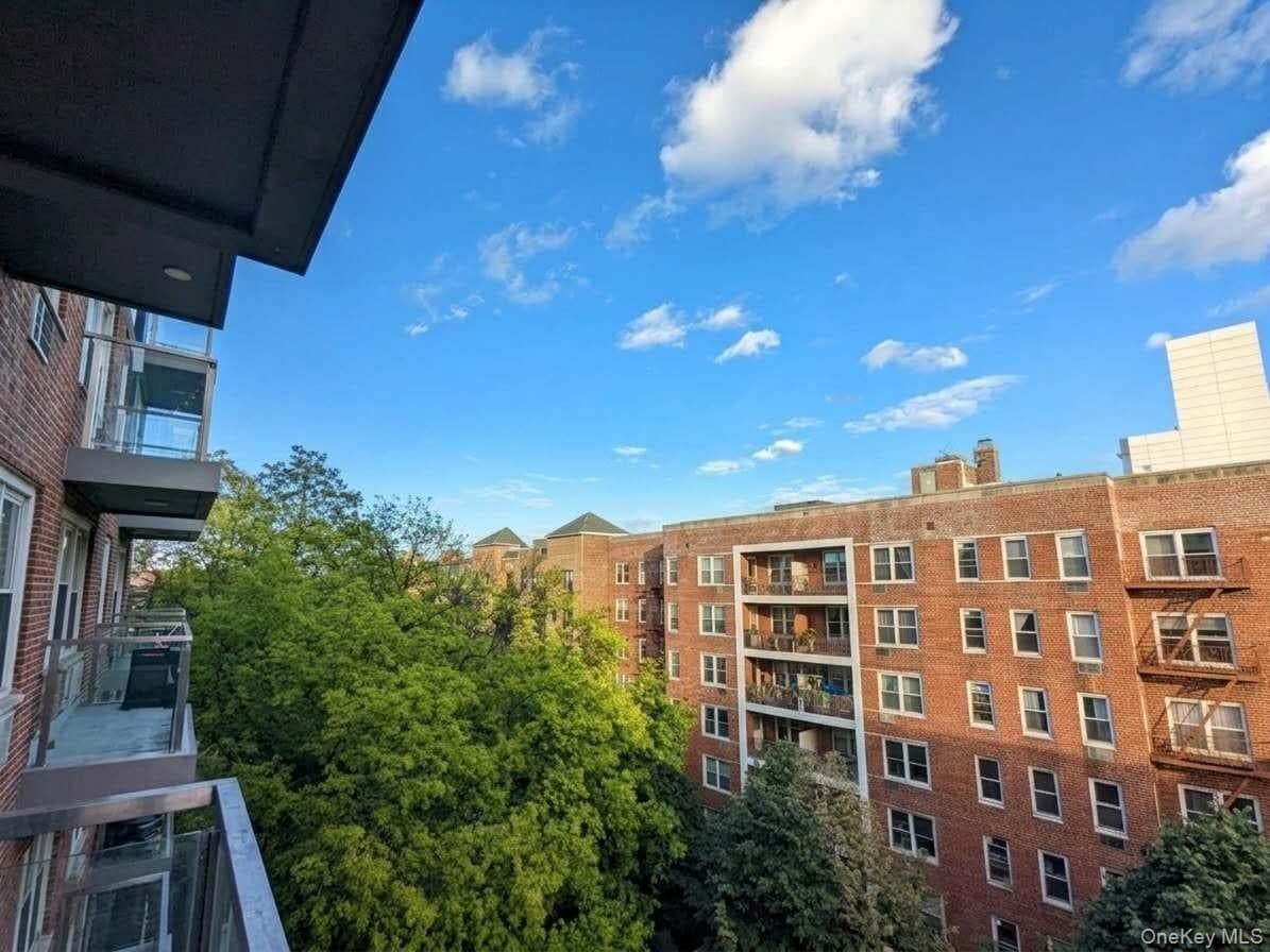 144-27 Sanford Avenue Unit: 6O thumbnail 9