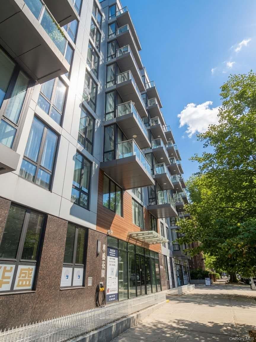 144-27 Sanford Avenue Unit: 6O thumbnail 2
