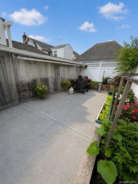 9440 Springfield Boulevard thumbnail 14