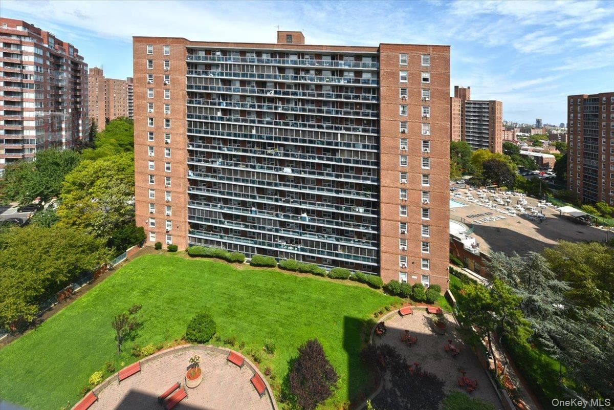 9737 63rd Road Unit: 10E thumbnail 28