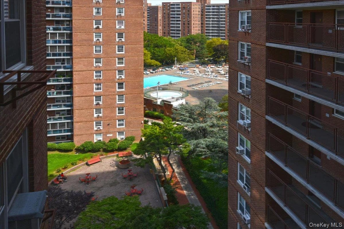 9737 63rd Road Unit: 10E thumbnail 27