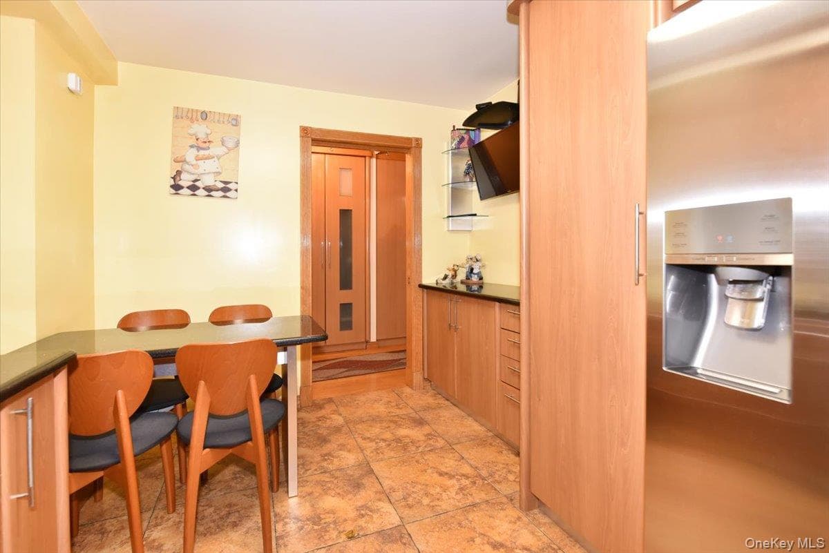 9737 63rd Road Unit: 10E thumbnail 14