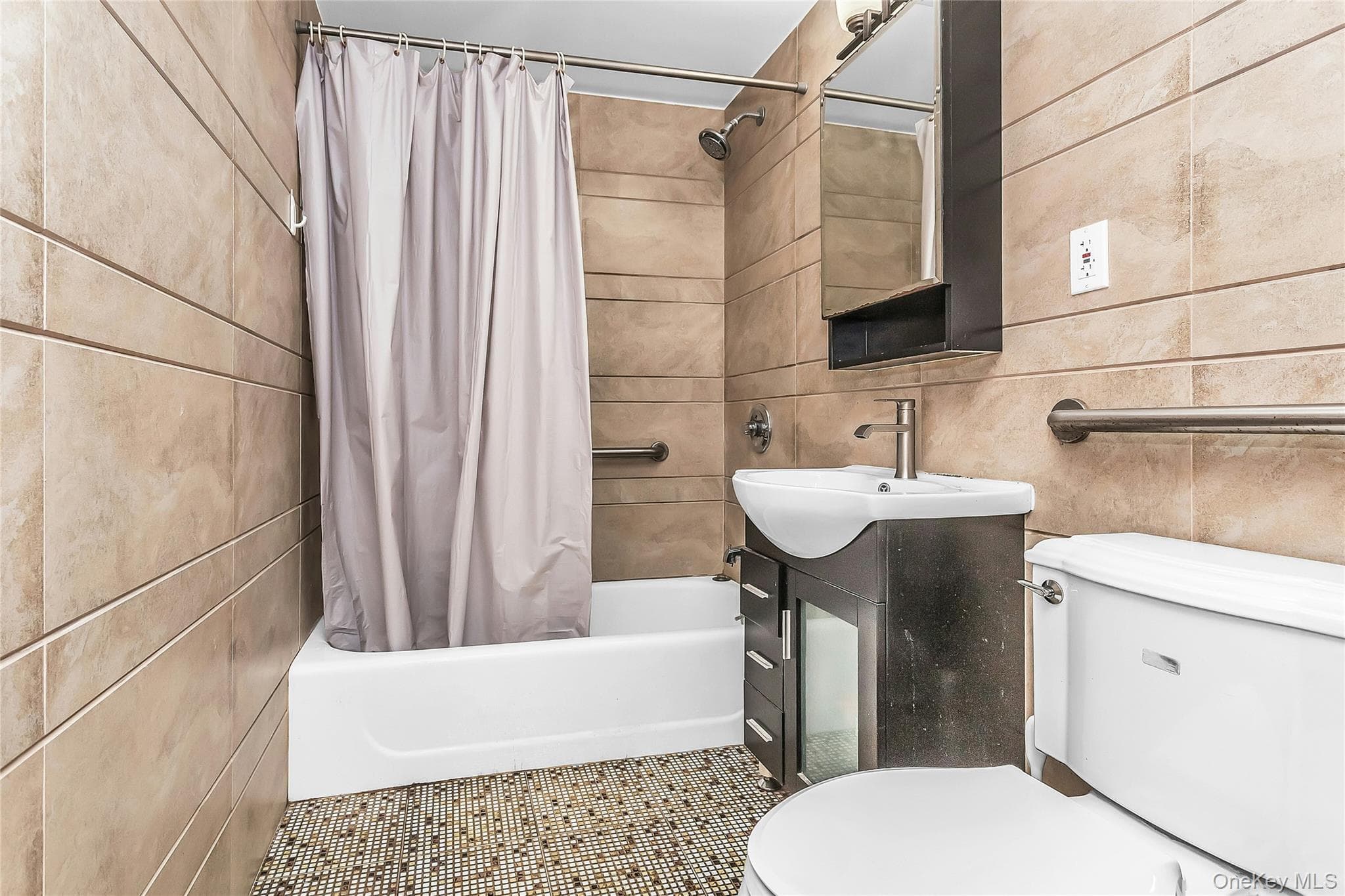 85-10 Elmhurst Avenue Unit: 5B thumbnail 18
