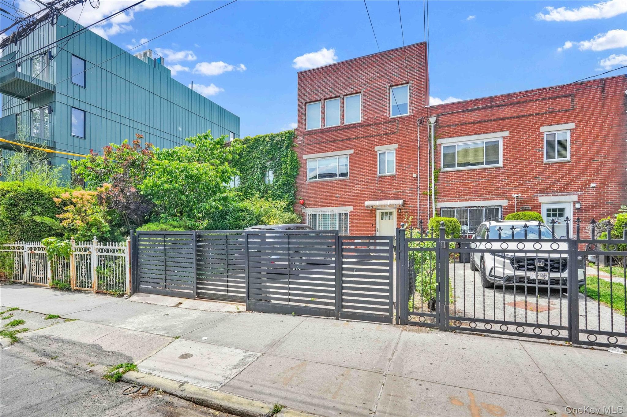 925 Hart Street thumbnail 22