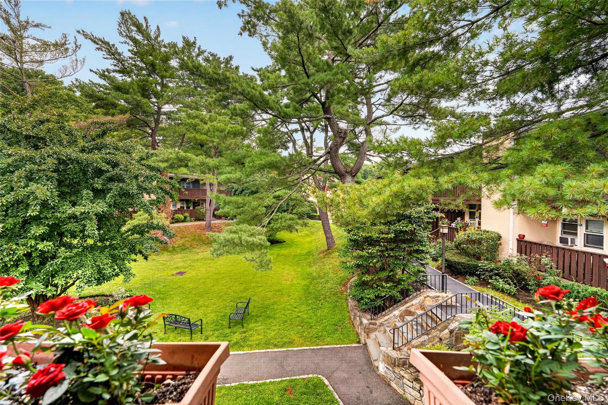 95 Wiltshire Road Unit: C 16, Scarsdale