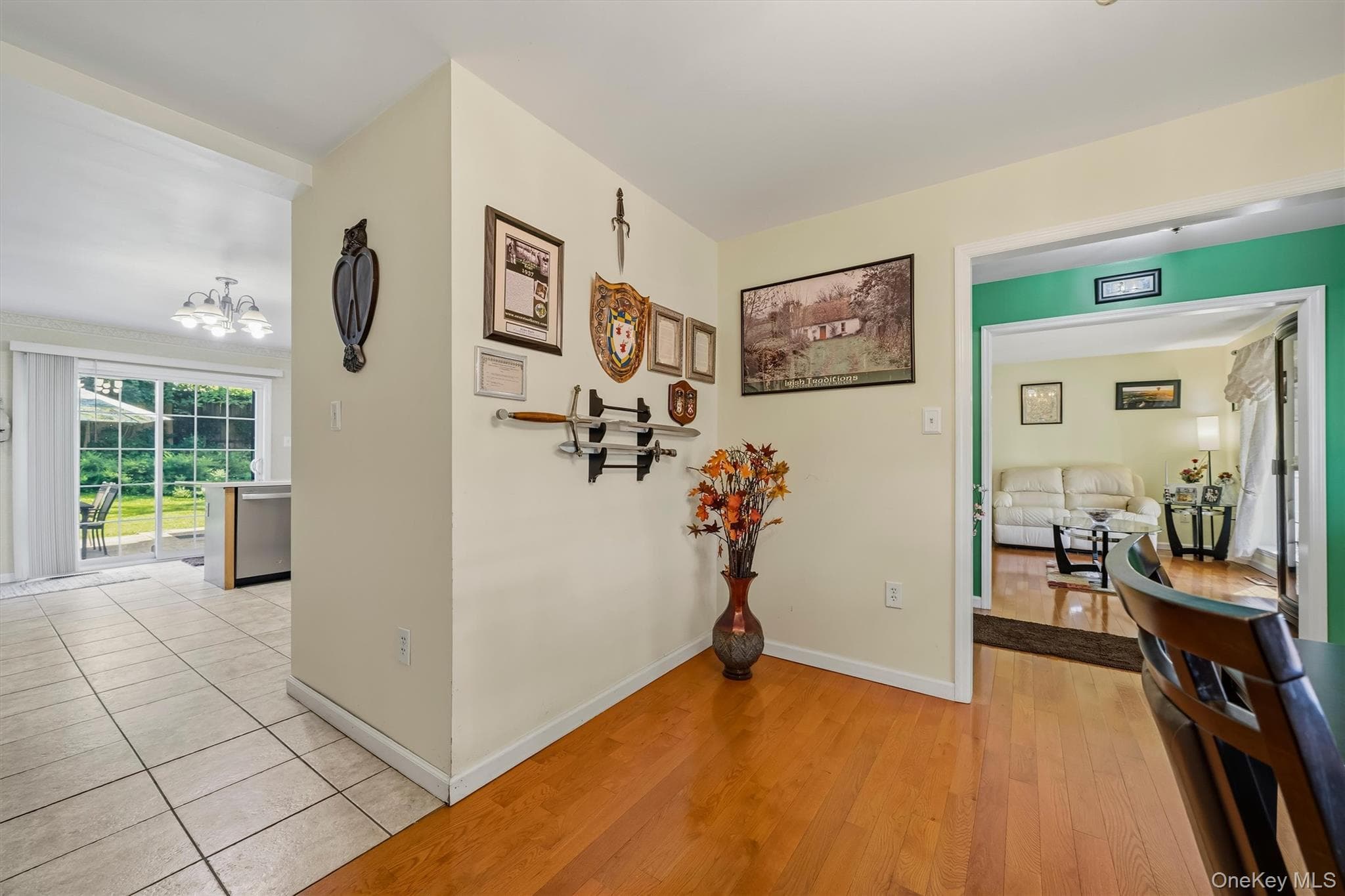 6 E Shore Road thumbnail 16