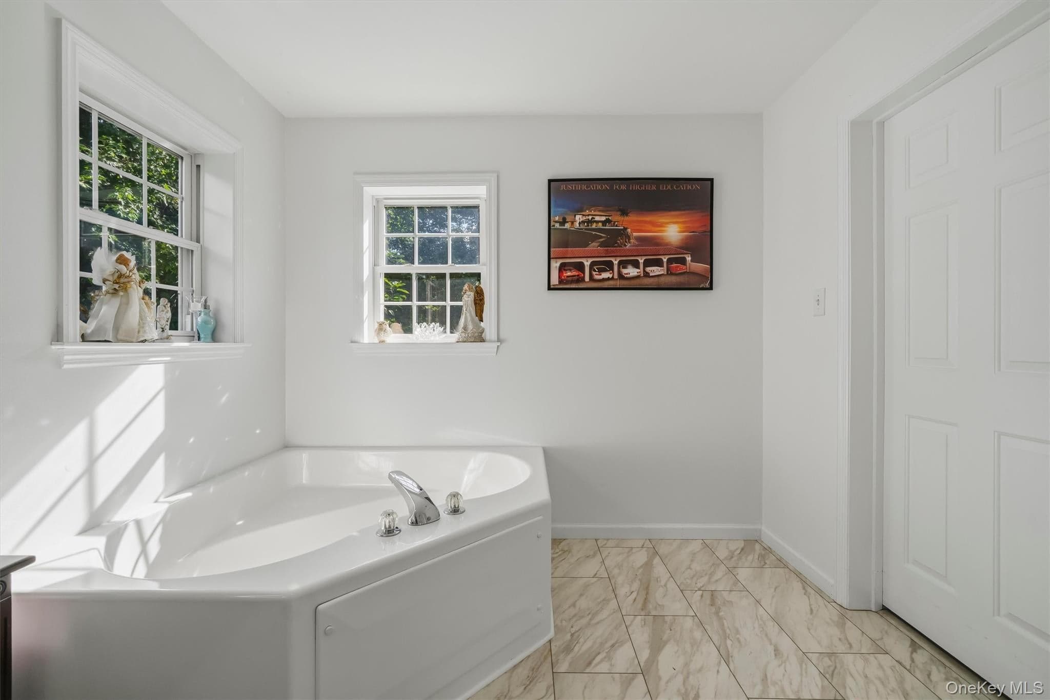6 E Shore Road thumbnail 22