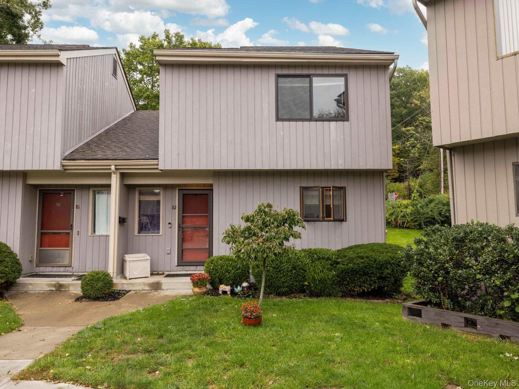 82 Rondout Harbor, Port Ewen