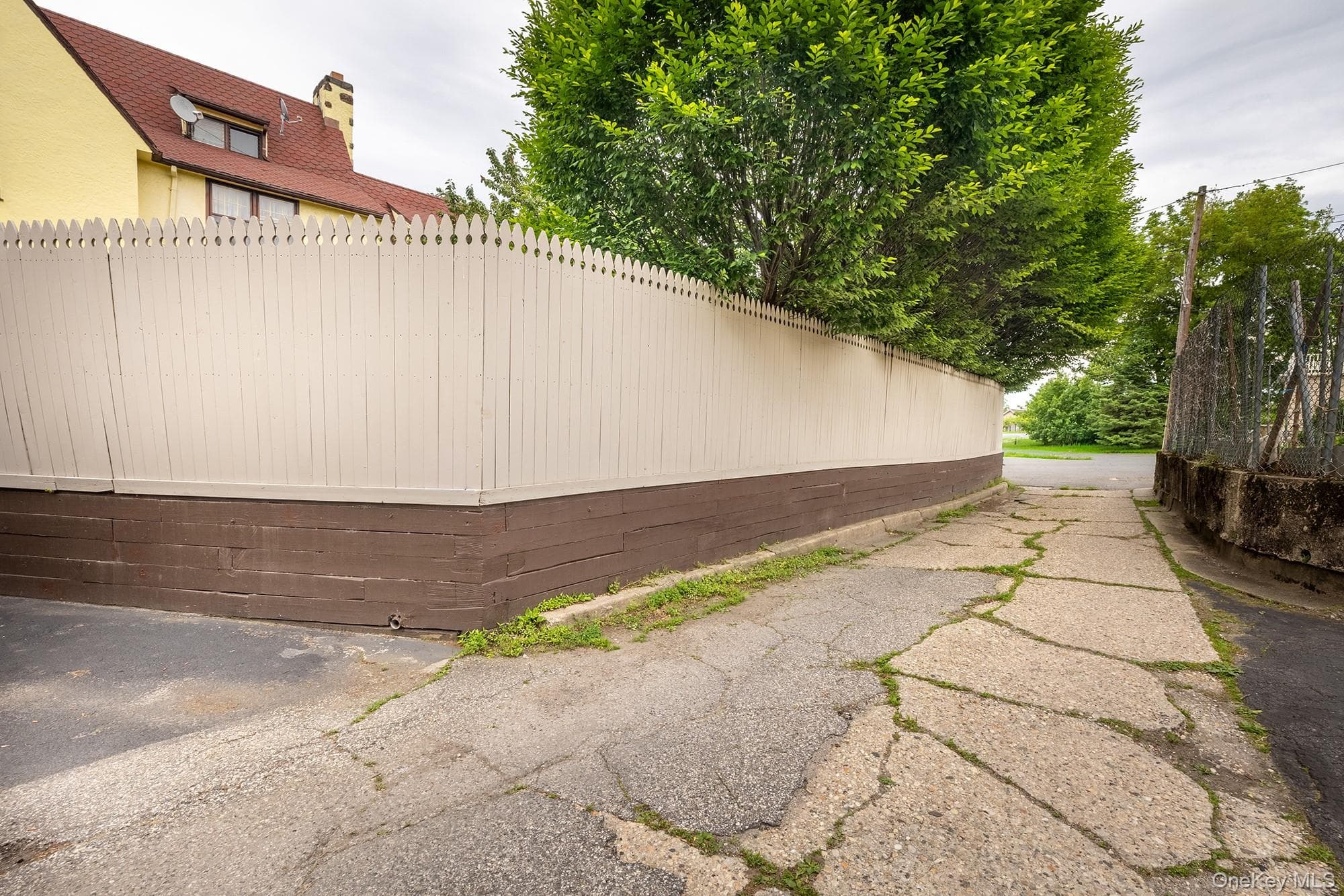 26 Glen Avenue thumbnail 42