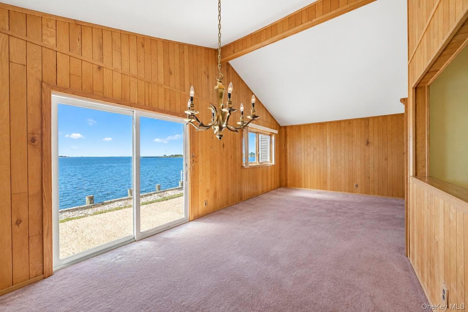 41 Shore Drive thumbnail 38