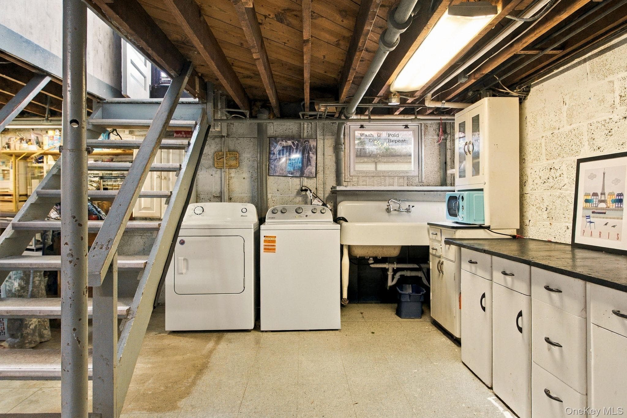 209 Gidney Avenue thumbnail 22