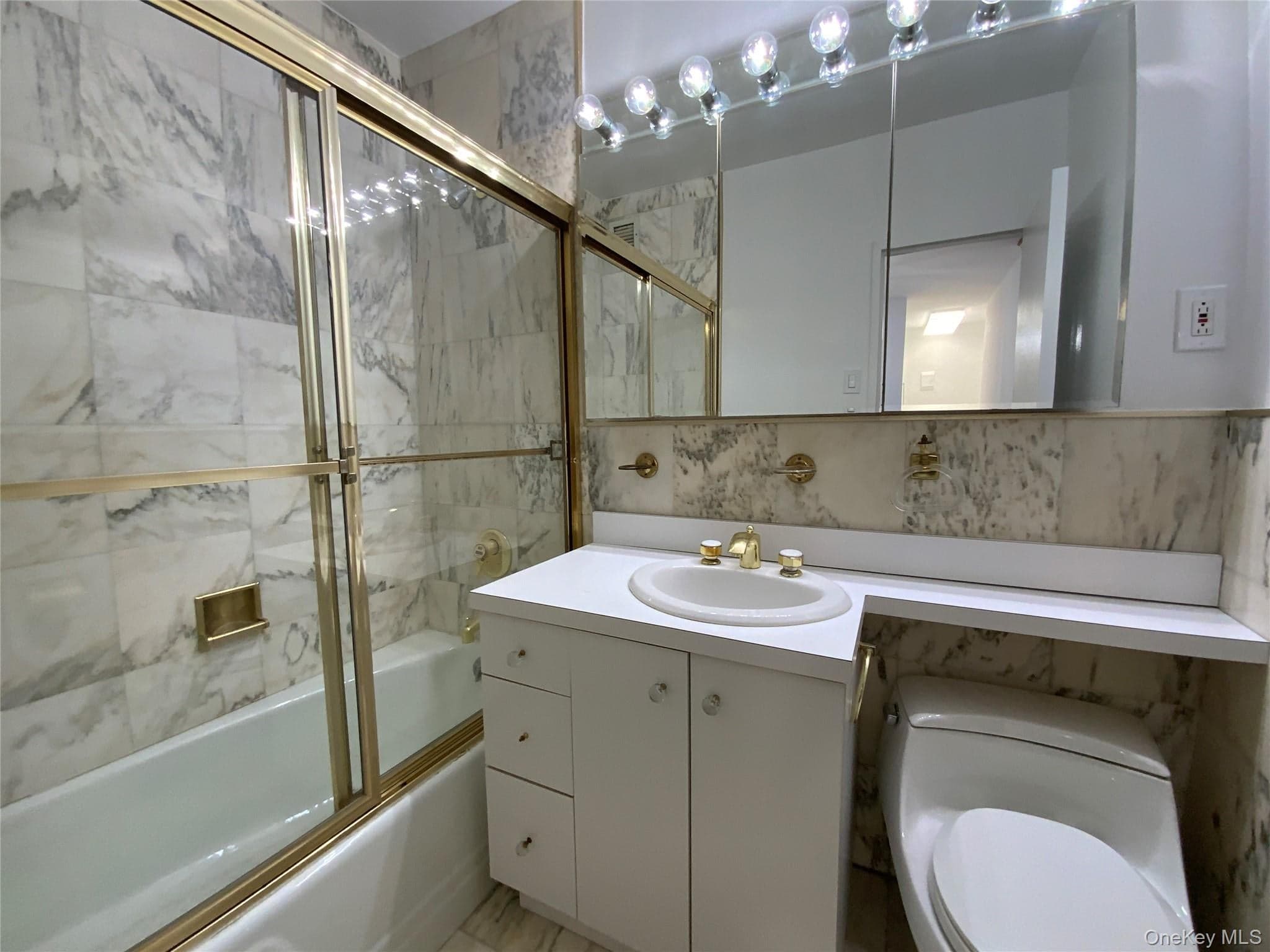 26910 Grand Central Parkway Unit: 27Z thumbnail 6