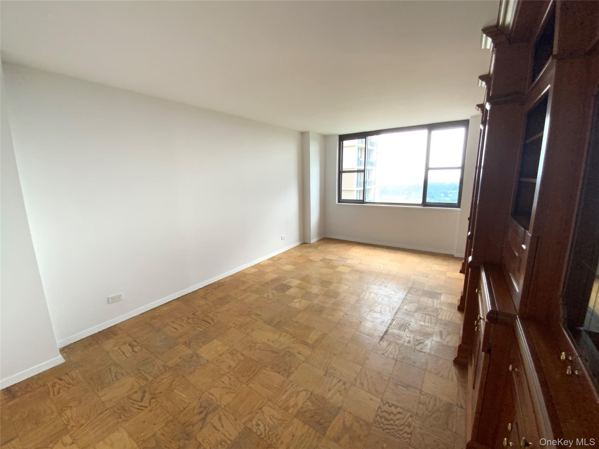 26910 Grand Central Parkway Unit: 27Z thumbnail 5