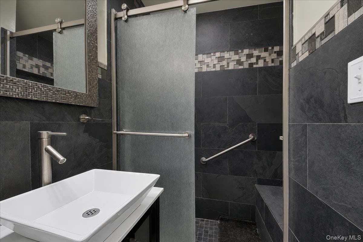 1200 Woodycrest Avenue Unit: 1H thumbnail 16