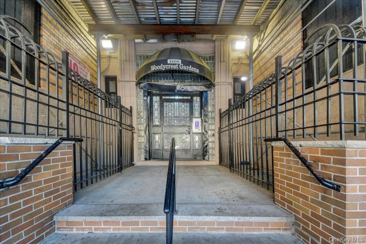1200 Woodycrest Avenue Unit: 1H thumbnail 17