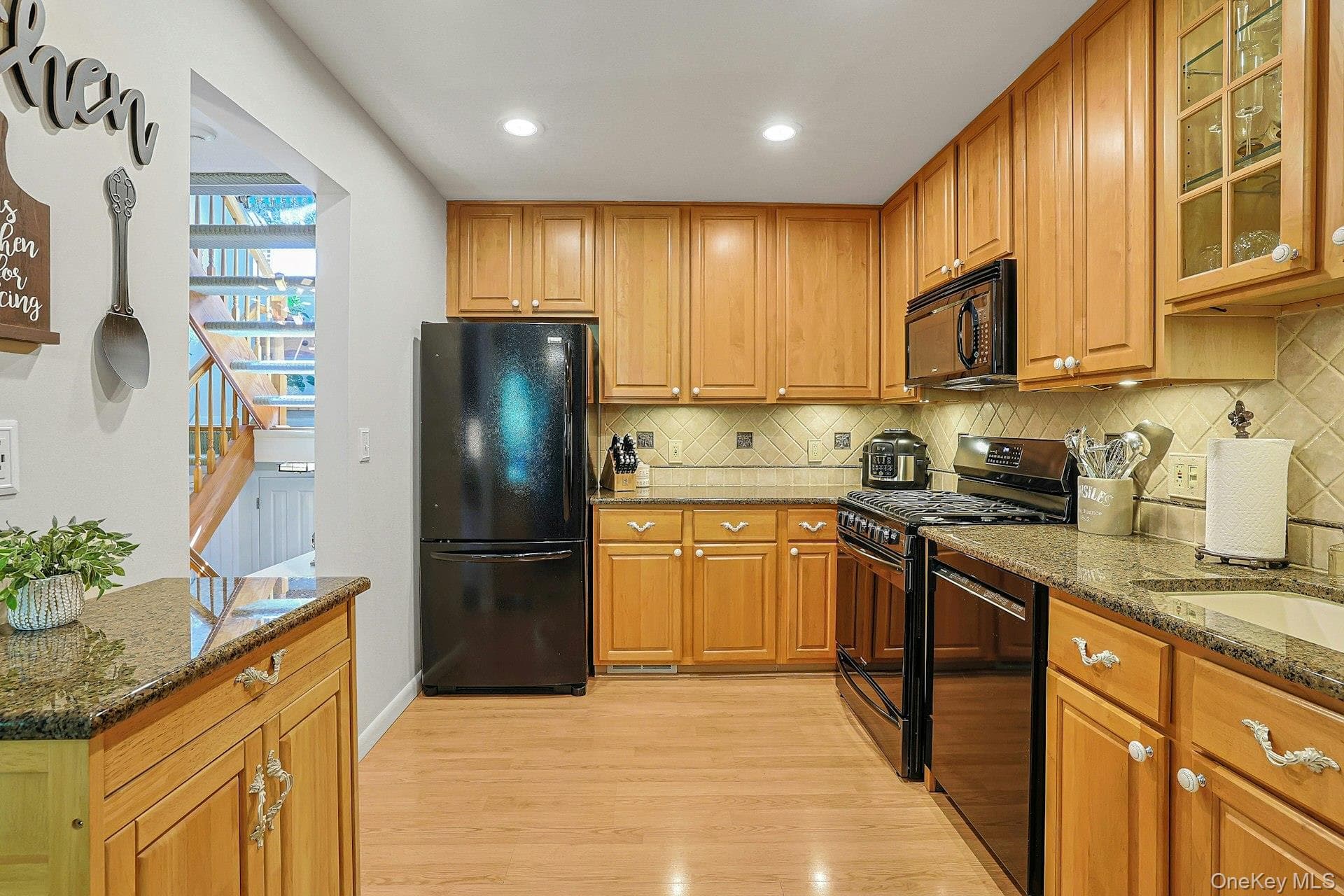 279 Treetop Circle thumbnail 14