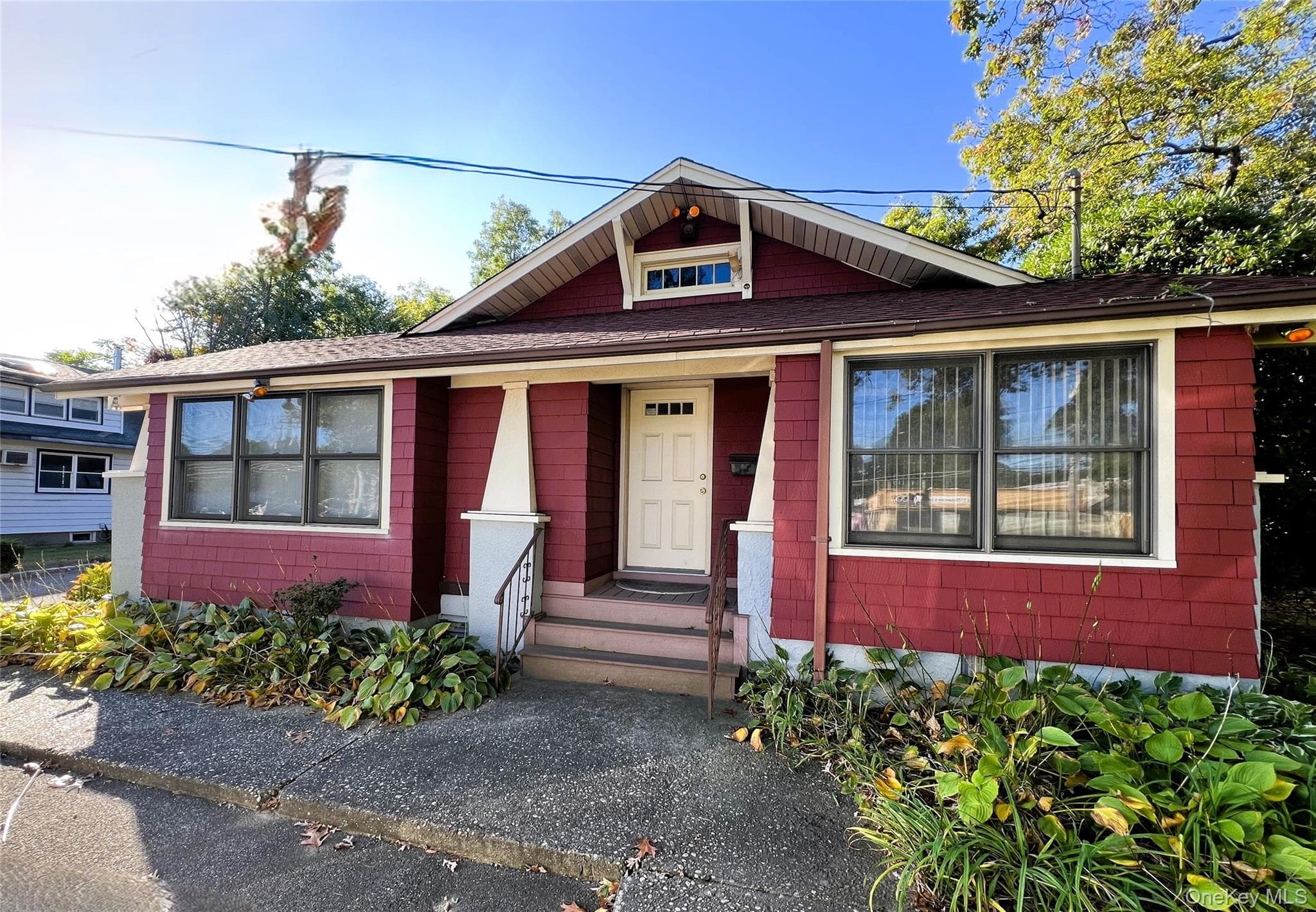 2566 Middle Country Road, Centereach