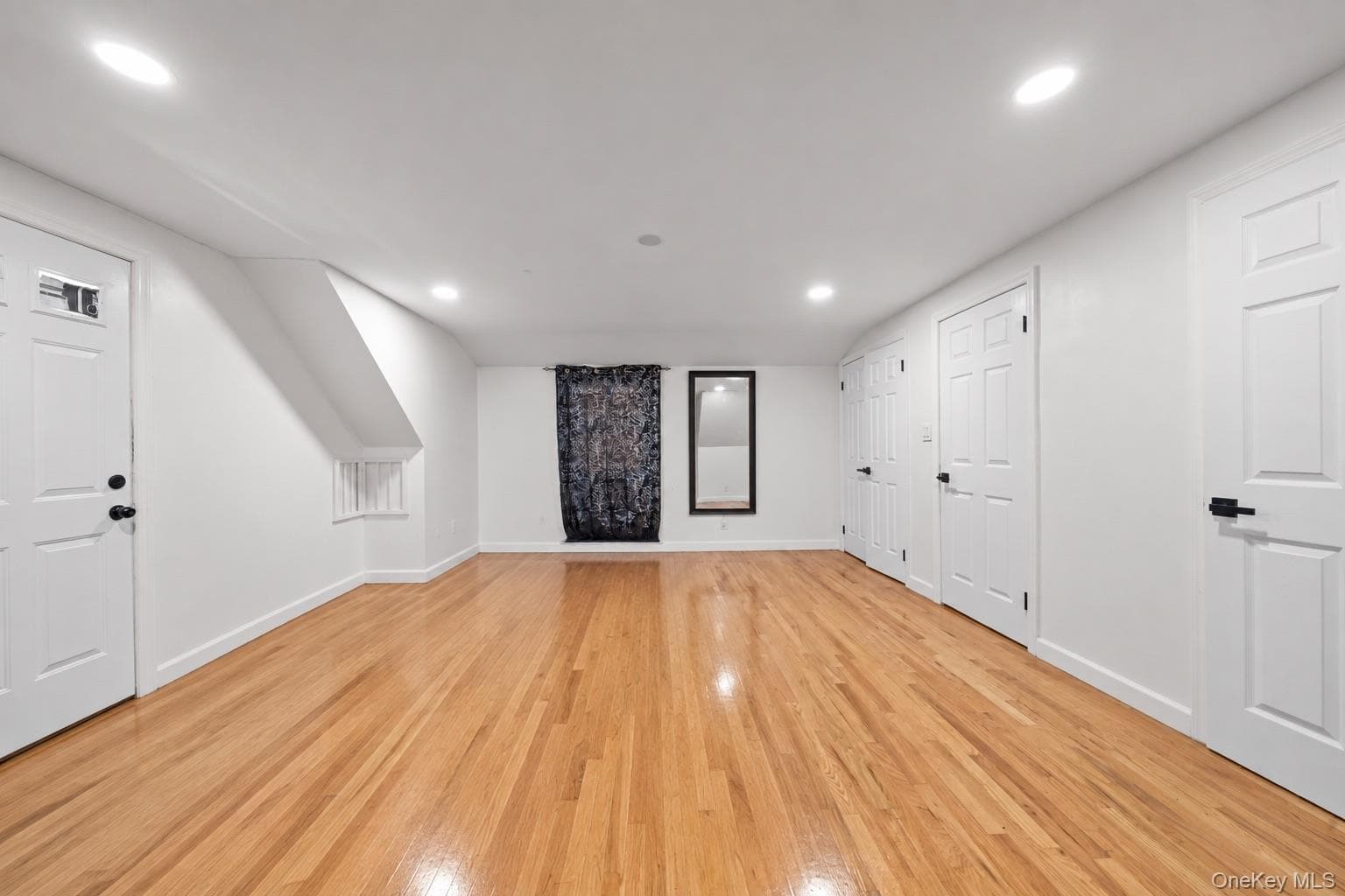35 E Euclid Street thumbnail 7