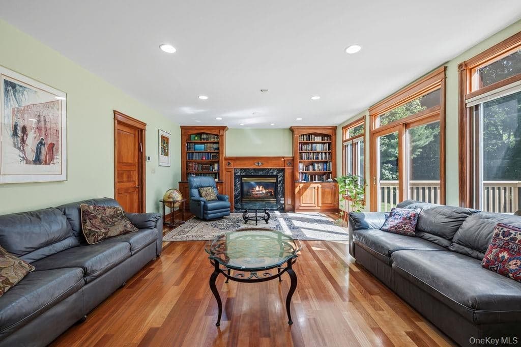 10 Rockingham Road thumbnail 7