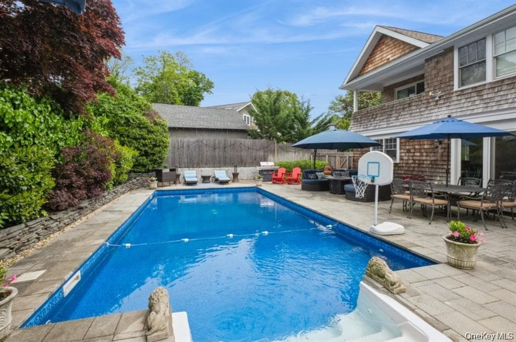 8 Hilltop Drive thumbnail 37
