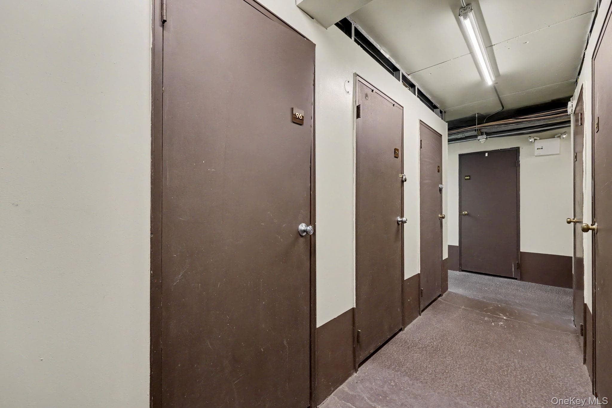 500 High Point Drive Unit: 810 thumbnail 38