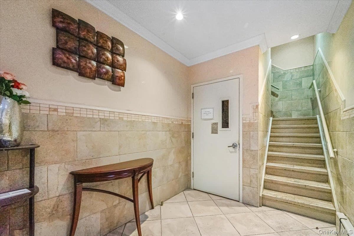 2569 38th Street Unit: 1R thumbnail 14