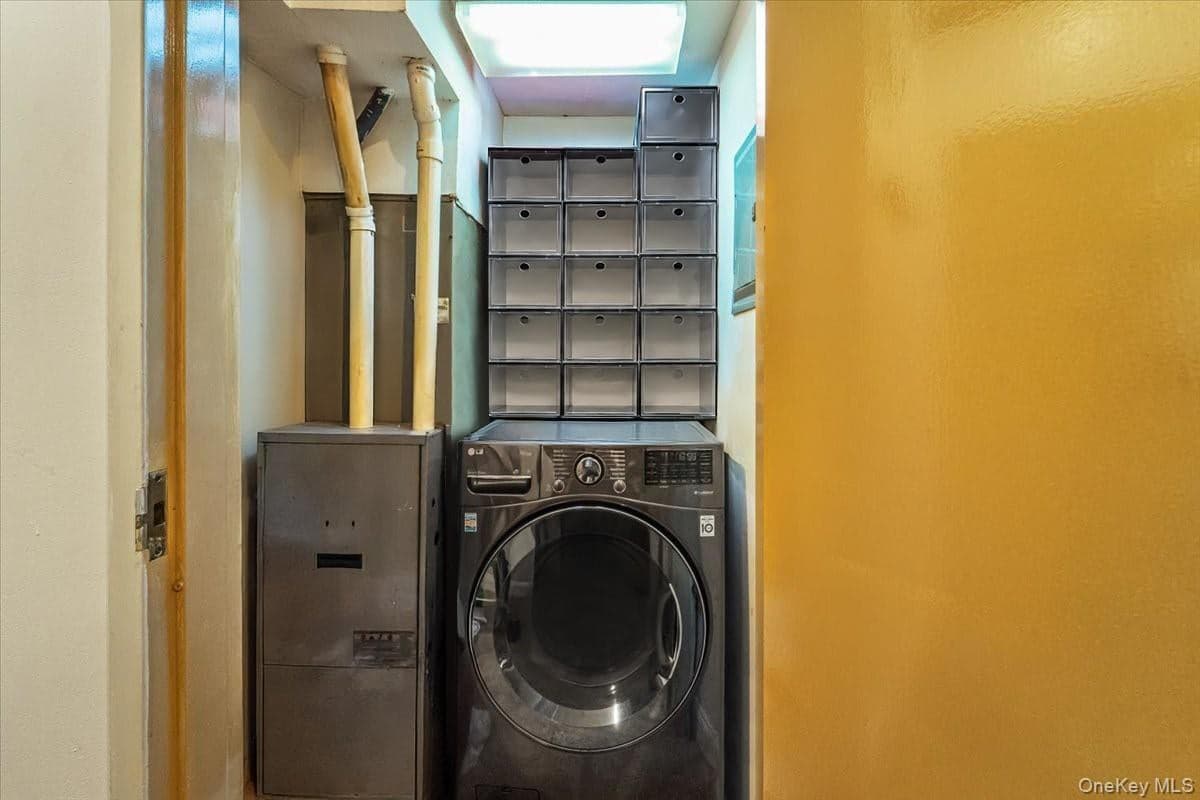 2569 38th Street Unit: 1R thumbnail 13